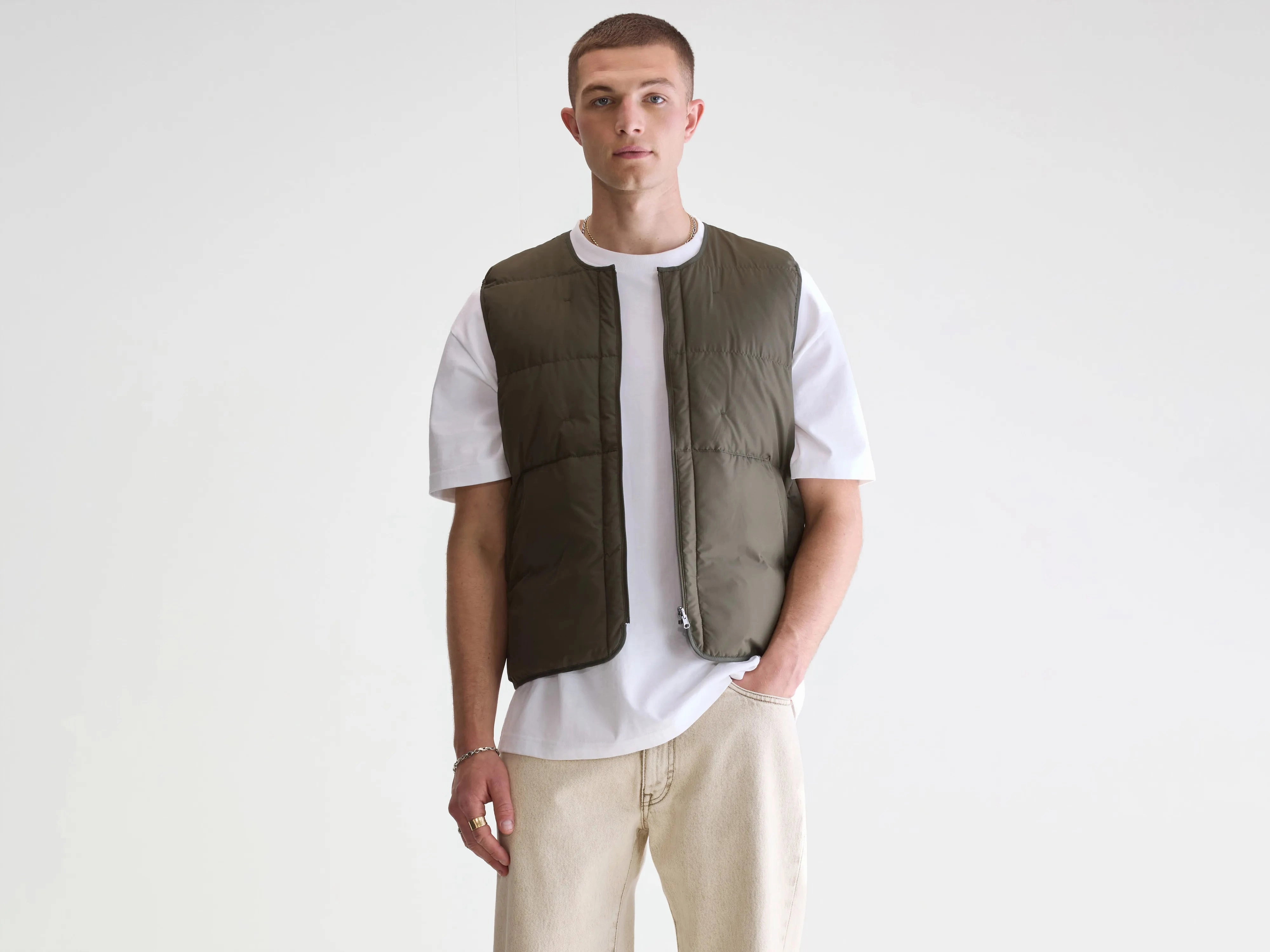 Hoch bodywarmer (251 / M / DARK OLIVE) Mid Length Cut Clean Fit