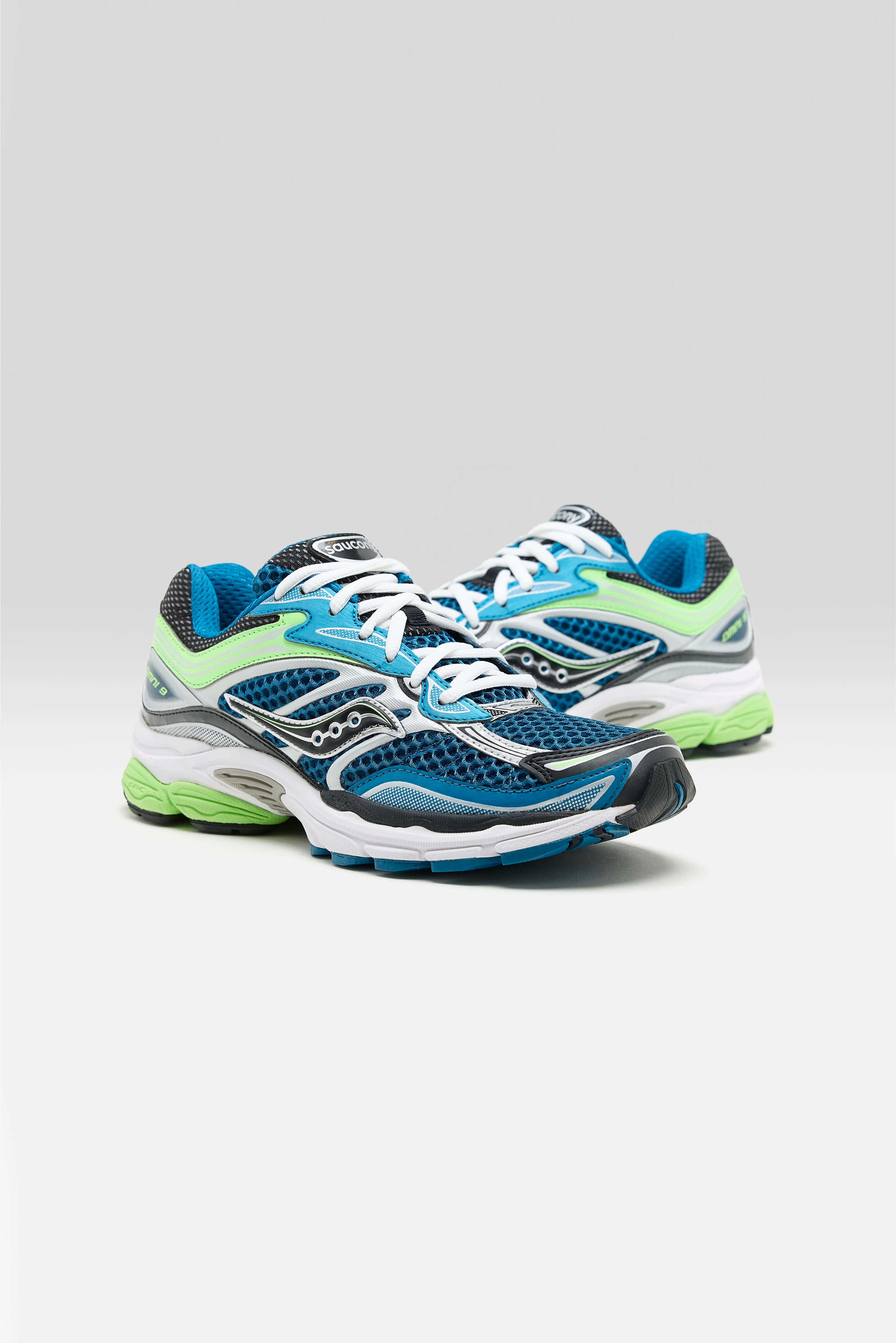 ProGrid Omni 9 for Women  (252 / W / BLUE) Comfortable Arch Comfort Driven Design