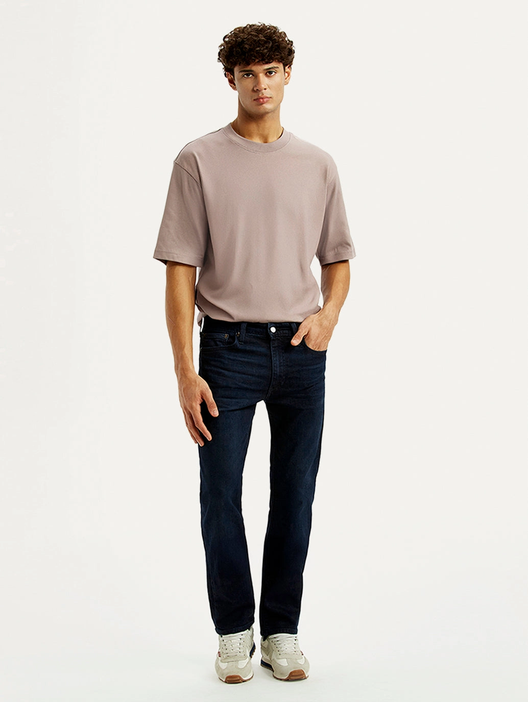 Weekend Getaway Luxury Beach Day Men's 513 Dark Blue Slim Straight Fit Mid Rise Selvedge Jeans