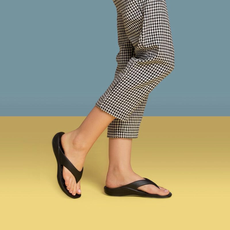 Unwind Walk WOMEN'S MAUI ORTHOTIC FLIPS