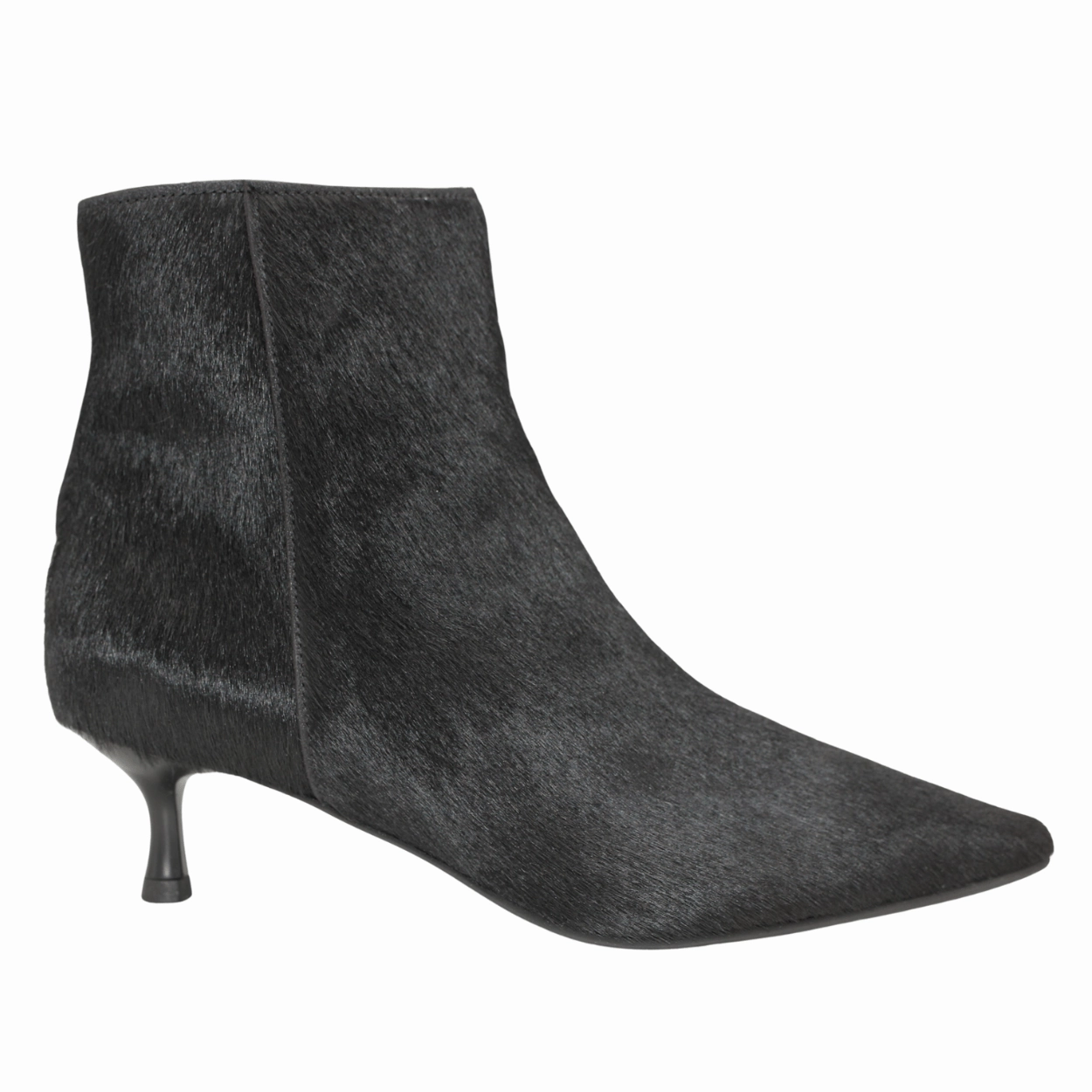 Jordan Bootie Trail Mode Padded Interior Weather Resistant User