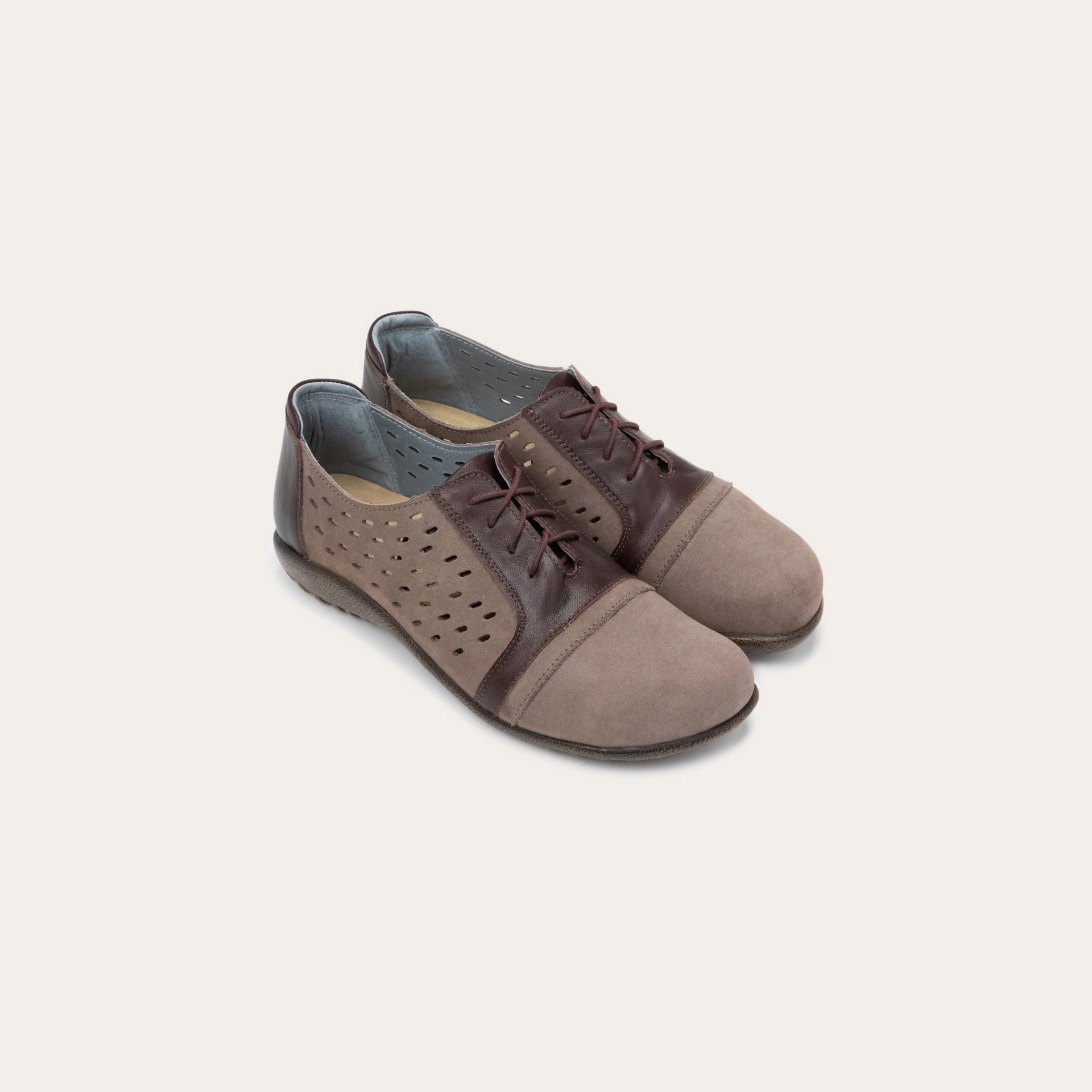 Lalo Smooth Texture Zero Gravity Cushioning