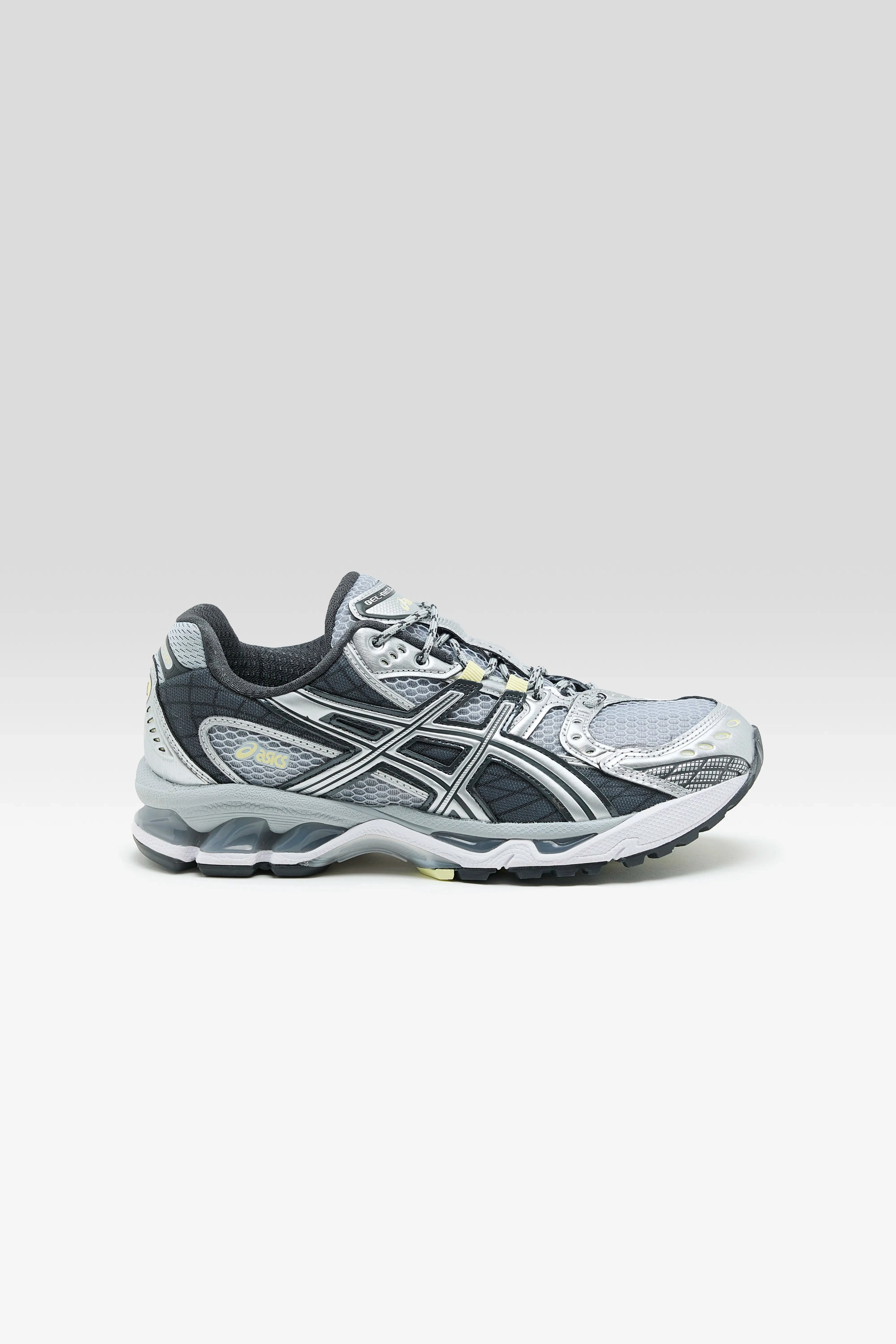 Gel-Nimbus 10.1 for Women  (252 / W / GREY) Quick Adjustment Road Fit