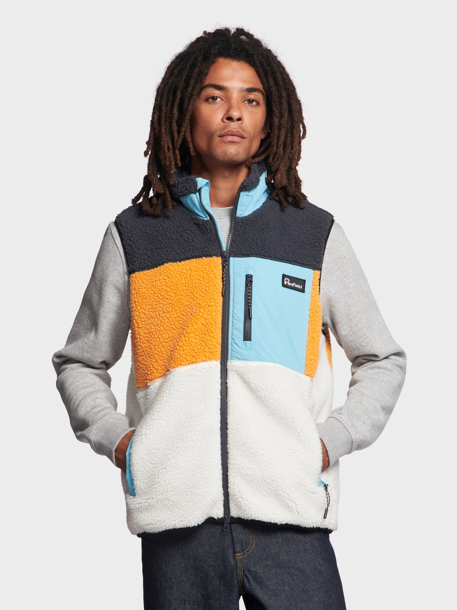 Sleek Layer Fit Lightweight Windbreaker Tech Mattawa Fleece Vest in Ebony