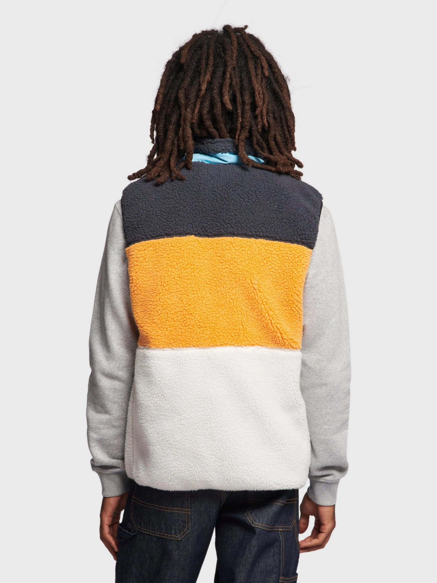 Strong Stitches Mattawa Fleece Vest in Ebony