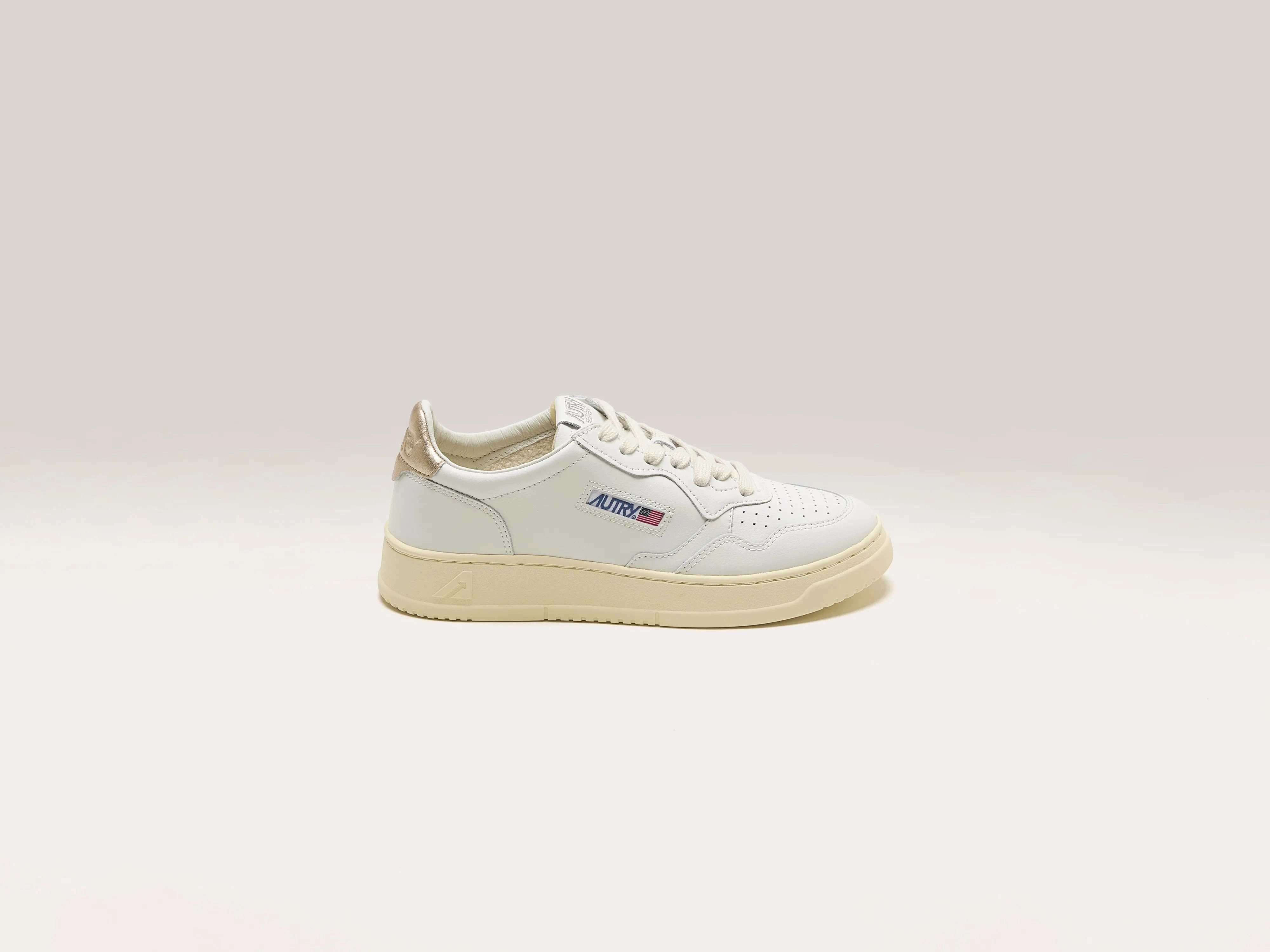 Medalist Low for Women (242 / W / GOLD) Moisture Management Fabric Exclusive breathability