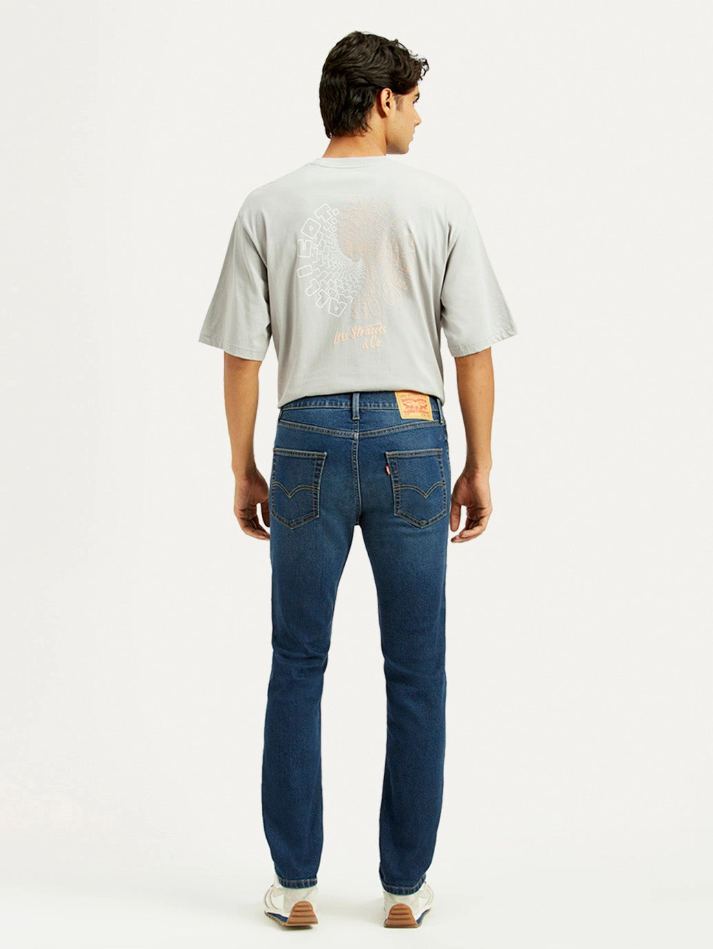 Men's 505 Dark Indigo Straight Fit Mid Rise Jeans Relaxed Feel