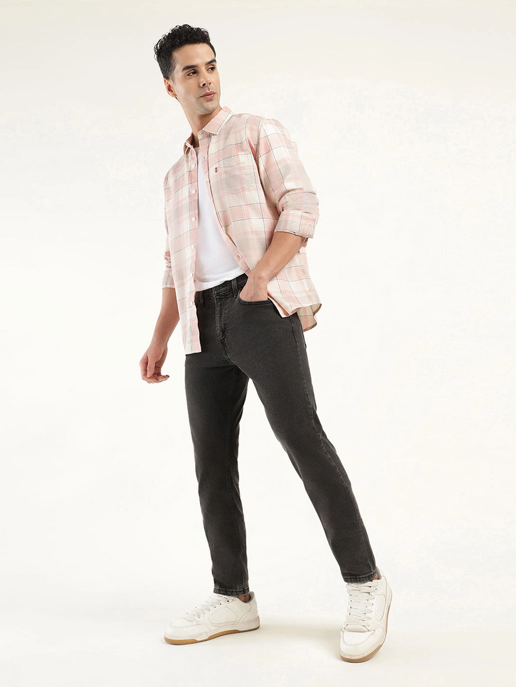 Durable Summer Vibes Men's 512 Black Slim Tapered Fit Mid Rise Jeans
