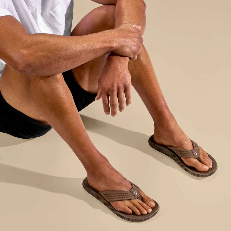 MEN'S ULELE Mid Heel Slip Away