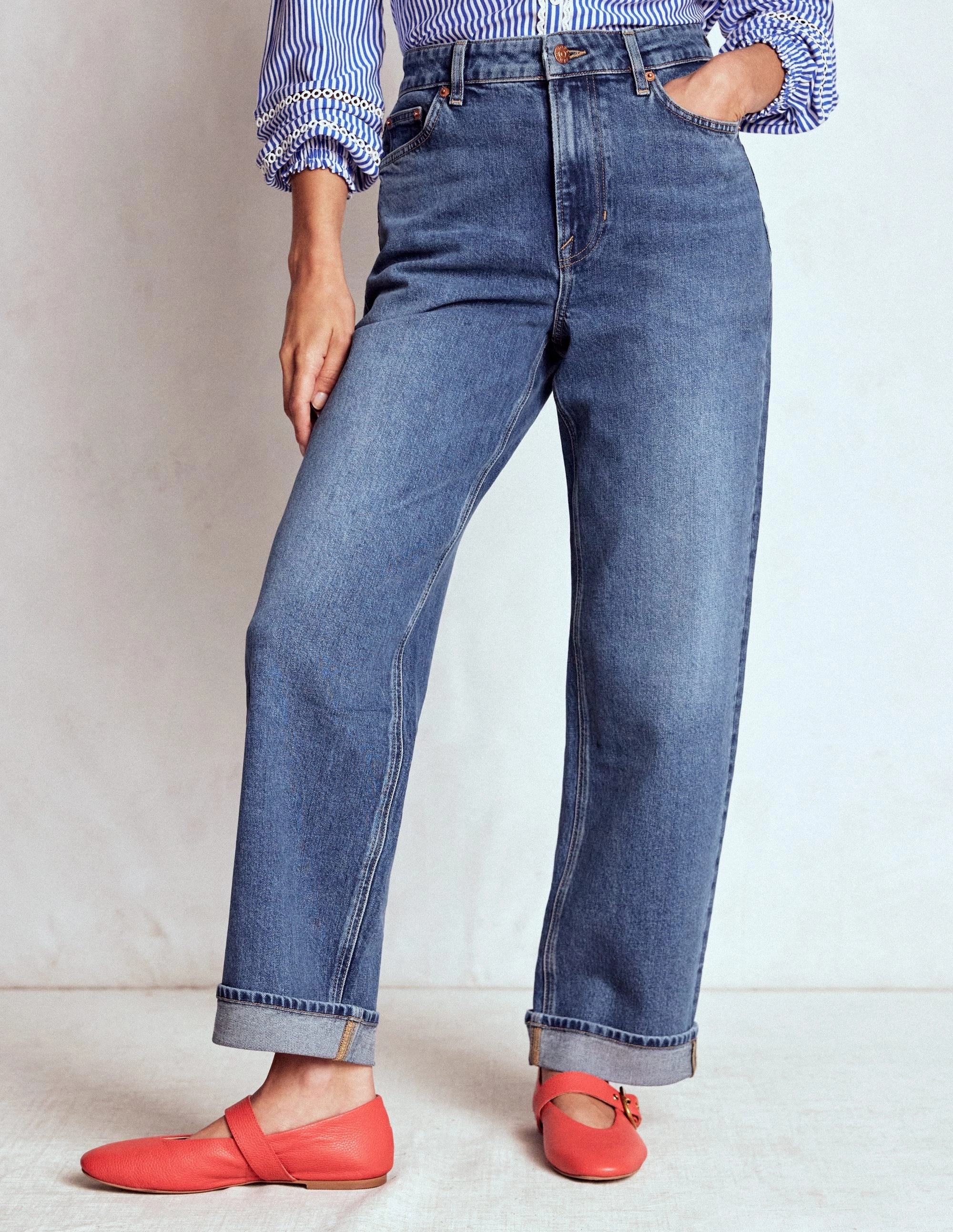 Mid Rise Stretch Jeans-Mid Vintage Perfect Fit Wear
