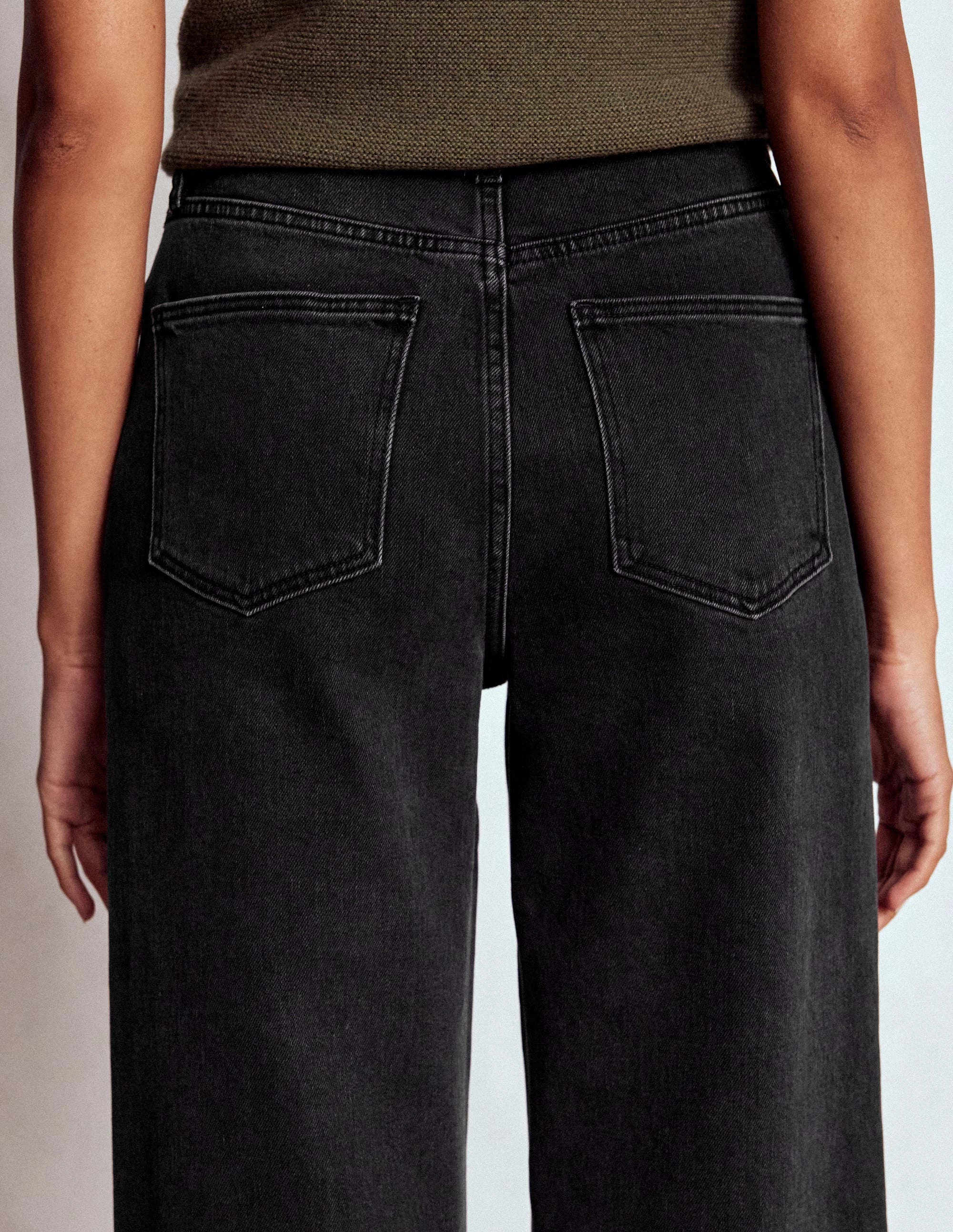 Mid Rise Stretch Jeans-Washed Black Active Comfort Wear Sleek Waist