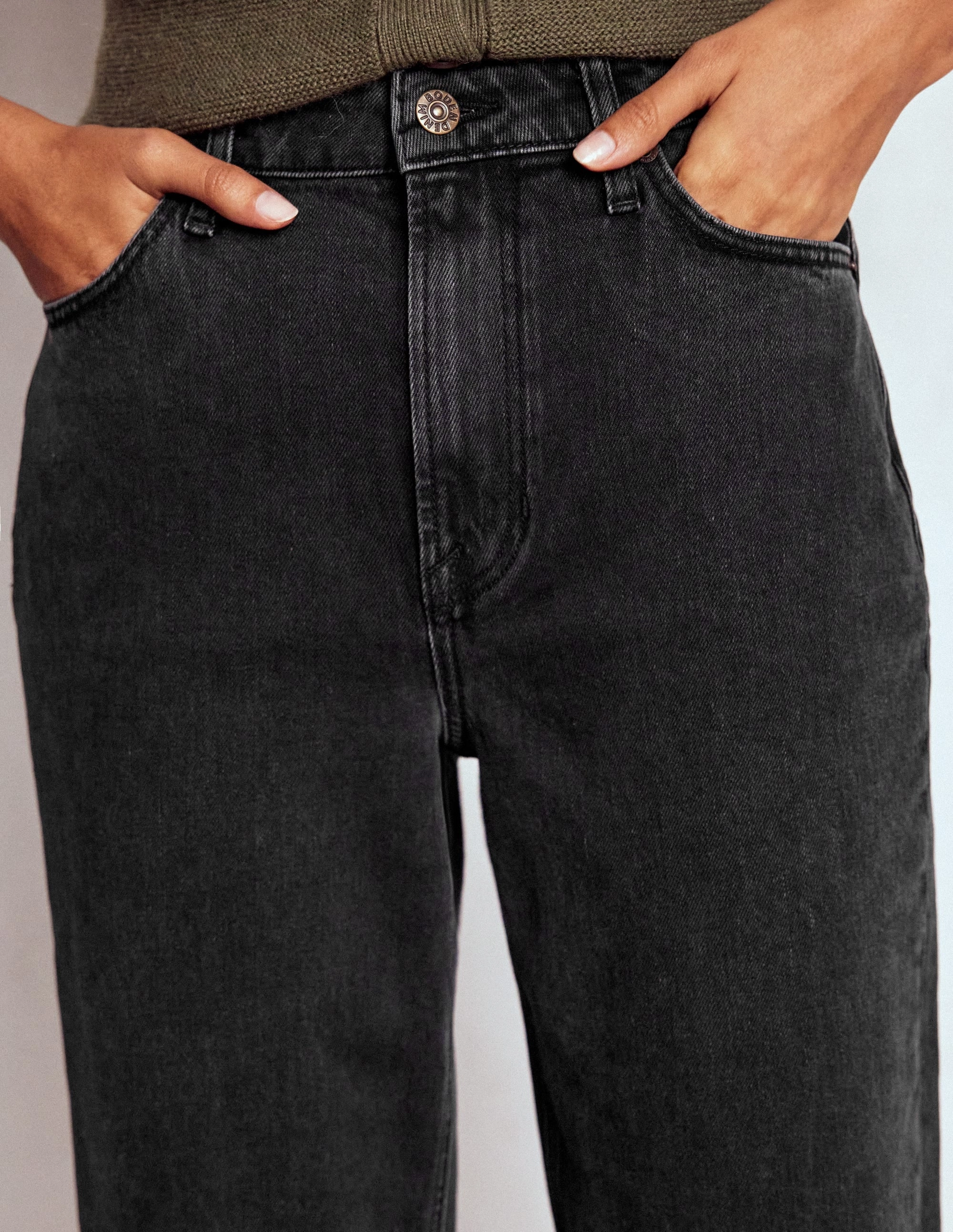 High Stretch Fit Mid Rise Stretch Jeans-Washed Black