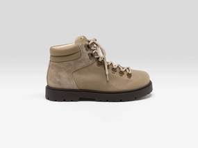 Insulated Cold Weather Commuter London Edge Jackson Nubucks Boots for Women  (252 / W / TAUPE)