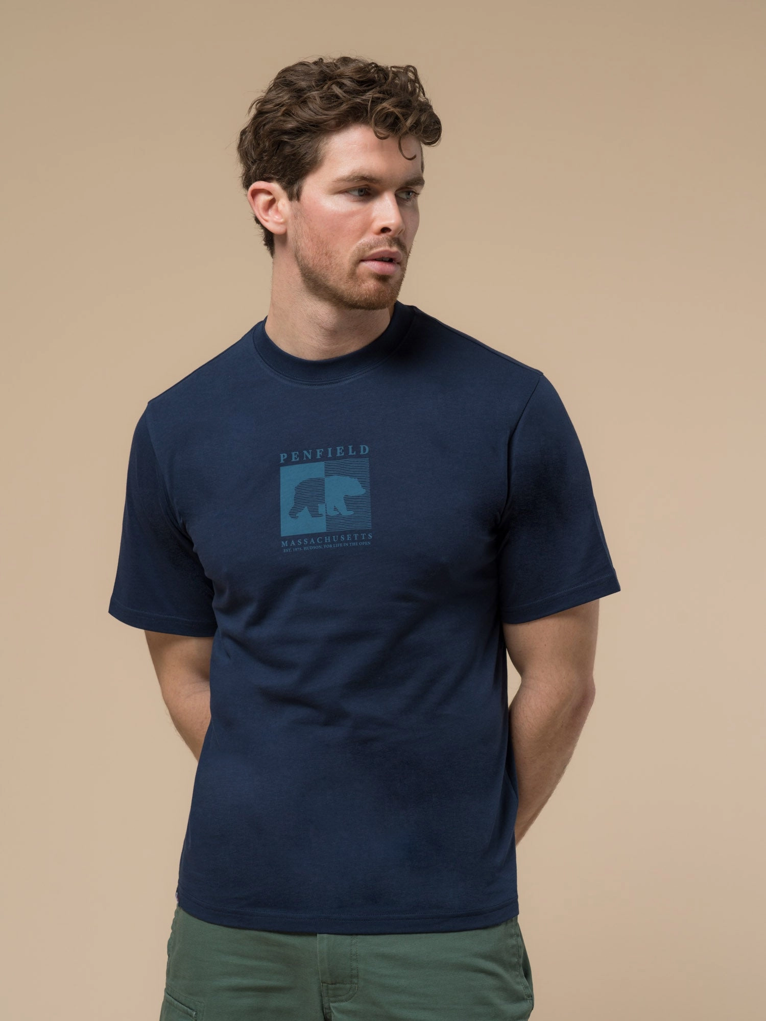 Workout Penfield Mens Contrast Stripe Bear Graphic T-Shirt in Navy Blue