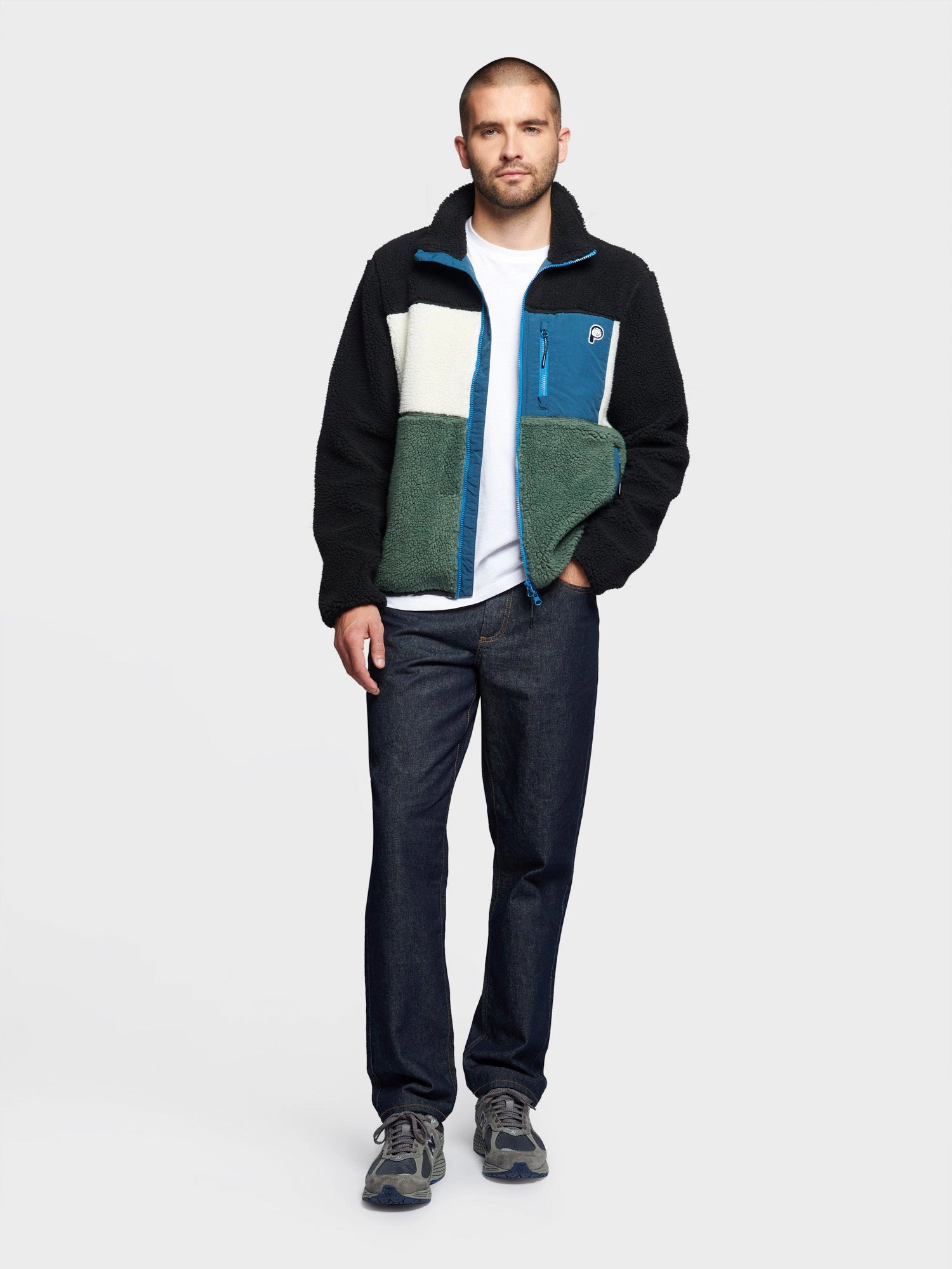 Noise Reduction Design Recycled materials P Bear Fleece Jacket in Laurel Wreath