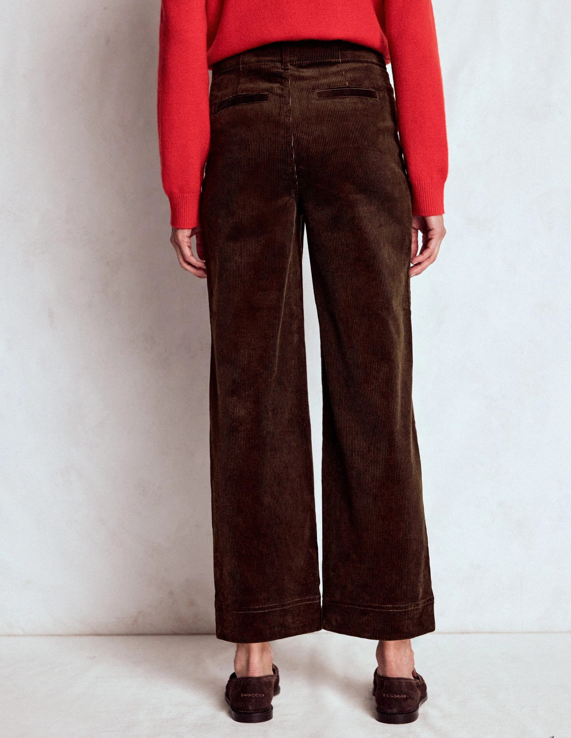 Primrose Cord Trousers-Espresso Light Reflective Details hypoallergenic