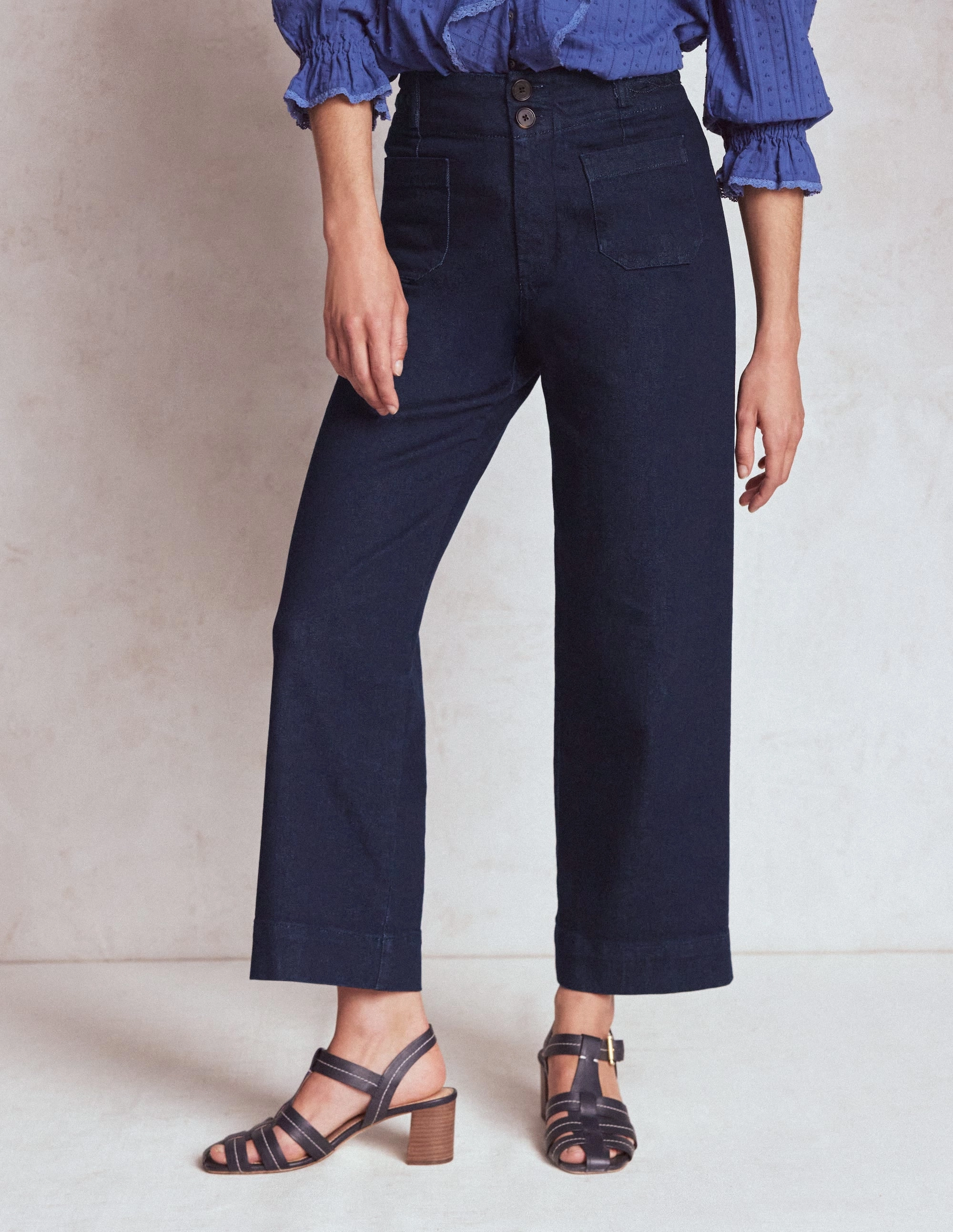 Trendy Cut Low-rise style Primrose Patch Pocket Jeans-Indigo Braid
