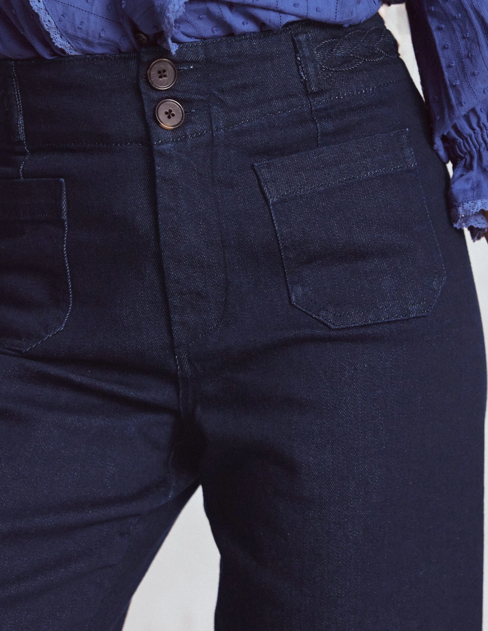 UVProtectiveLayer Stretch Fit Wear Primrose Patch Pocket Jeans-Indigo Braid