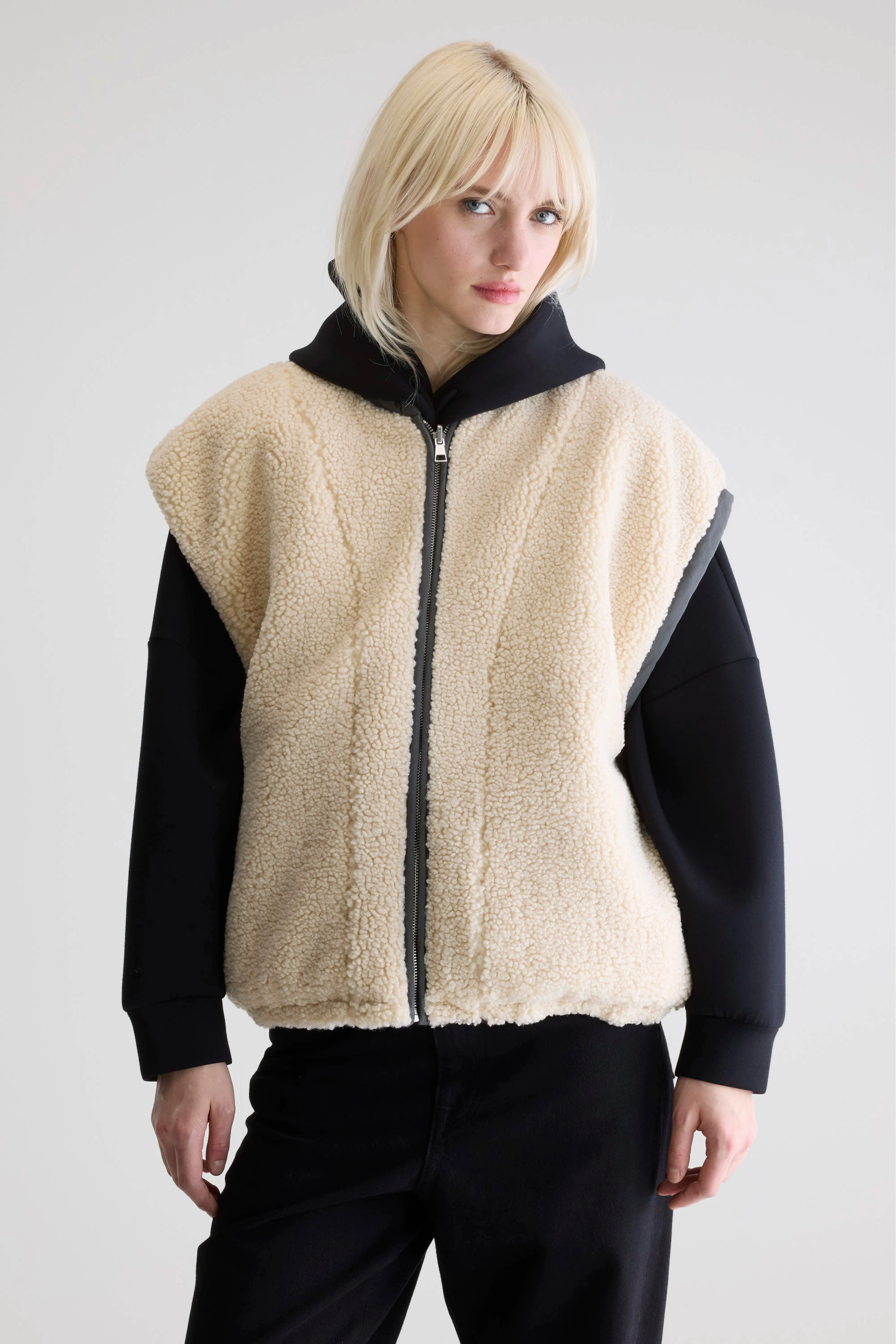 Warm Lining Jano sleeveless jacket (252 / W / CREAM)