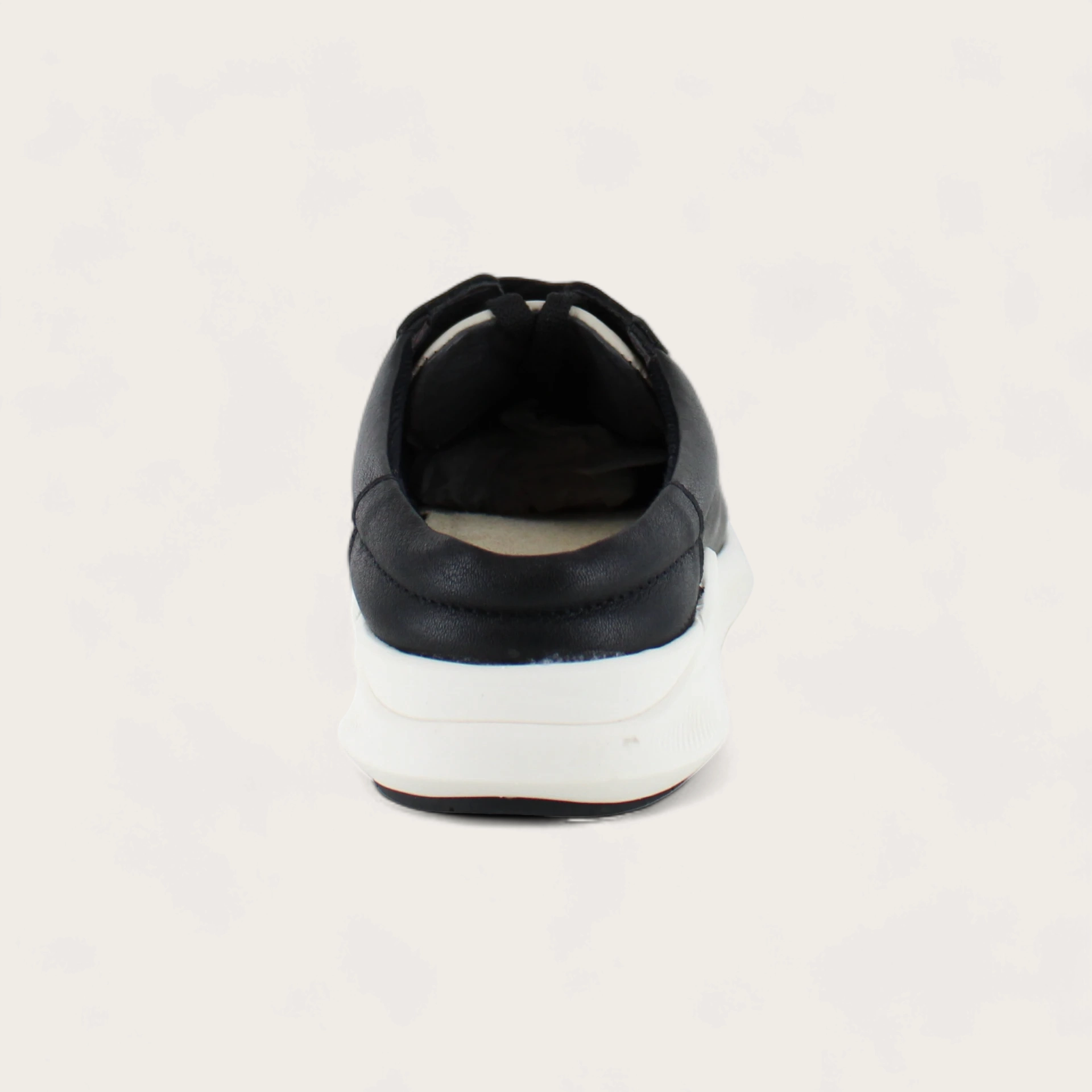 Radon All-Day Cushioning Seam Free Interior