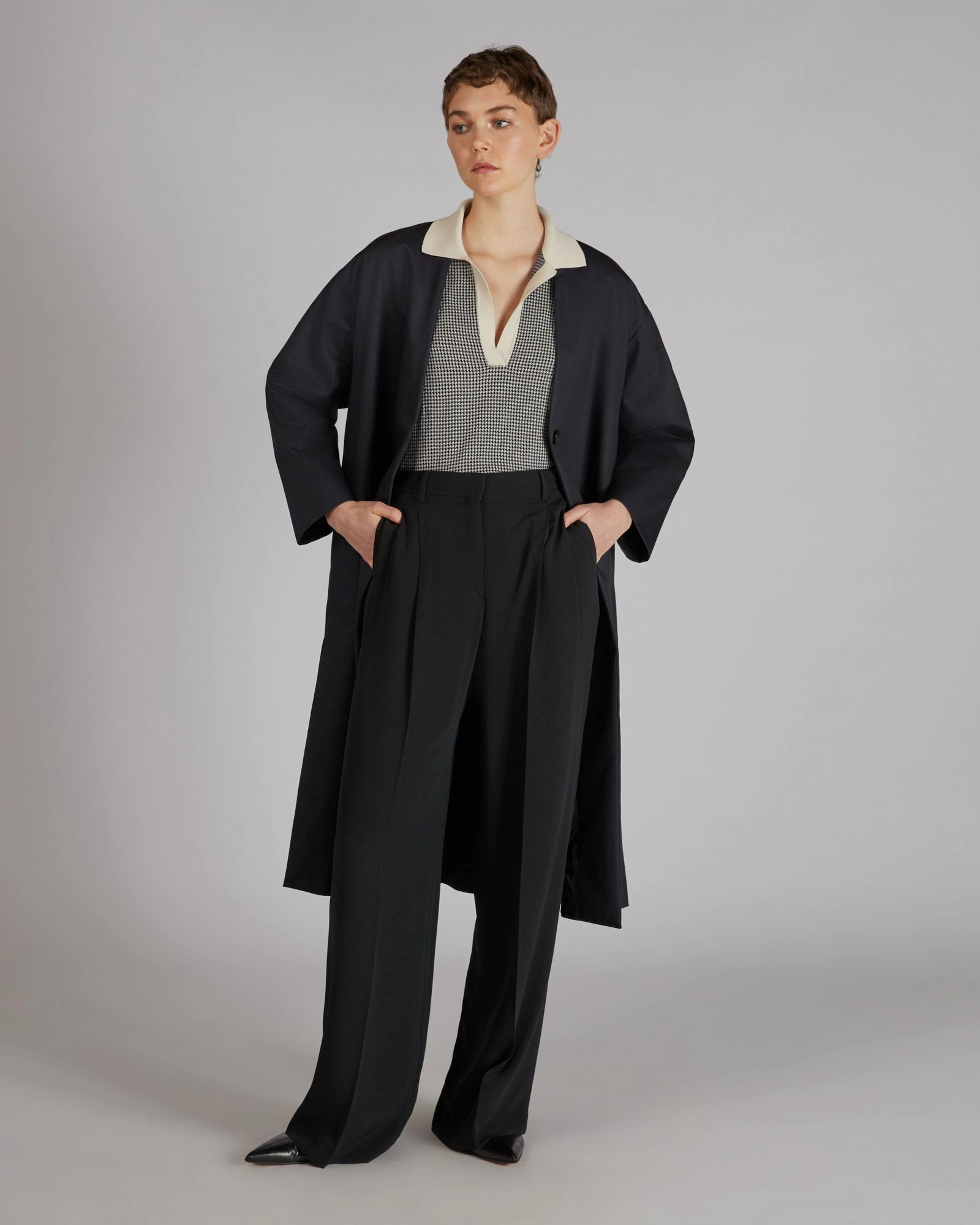 Cotton gabardine coat Elasticized Edging Moisture Wicking Layer