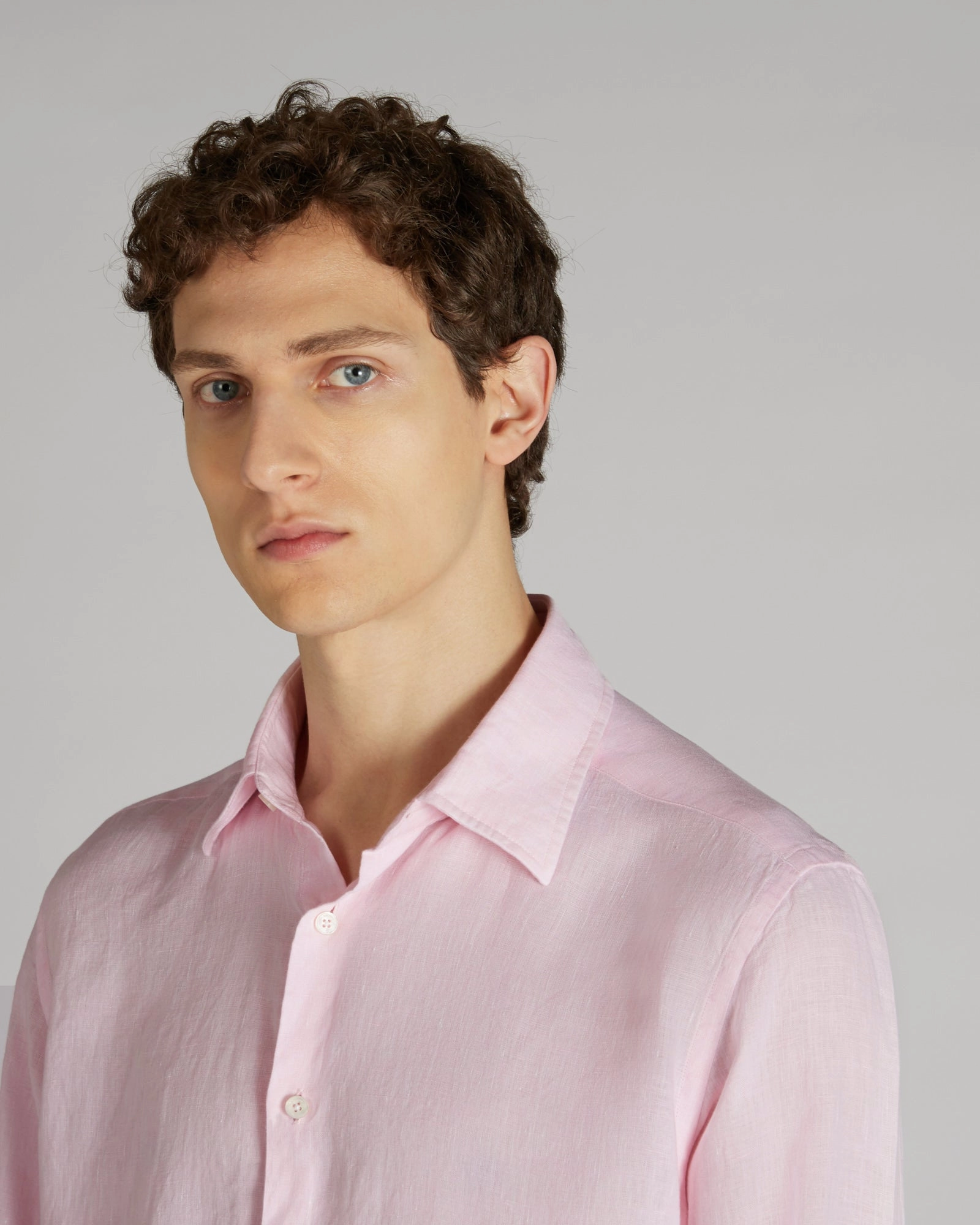 Regular-fit Linen Shirt Travel Essential