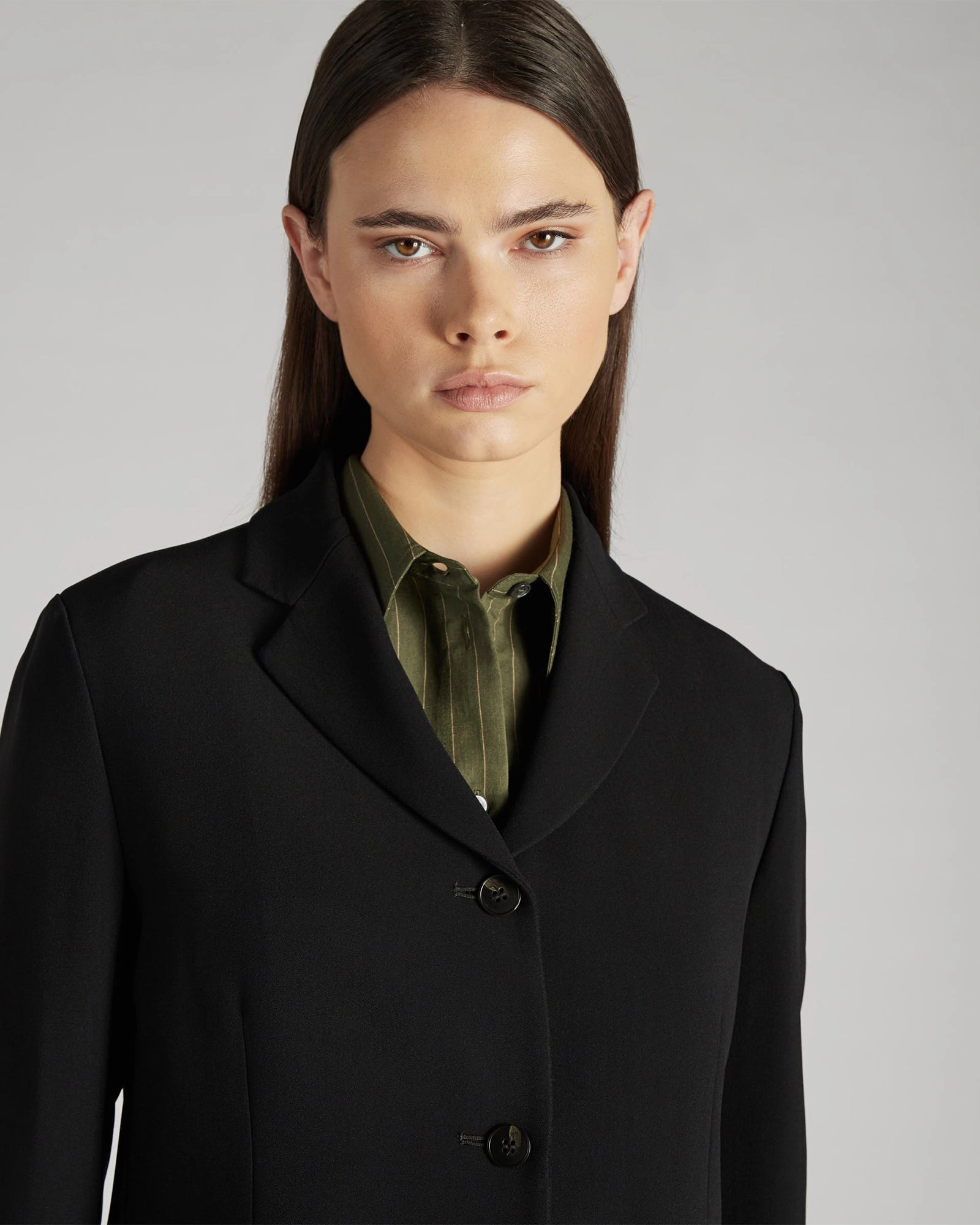 Regular fit short jacket in cady Weekend Ready Look