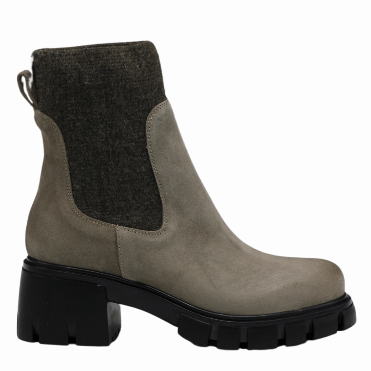 Durable Shell Urban Commute 8898 Suede Bootie