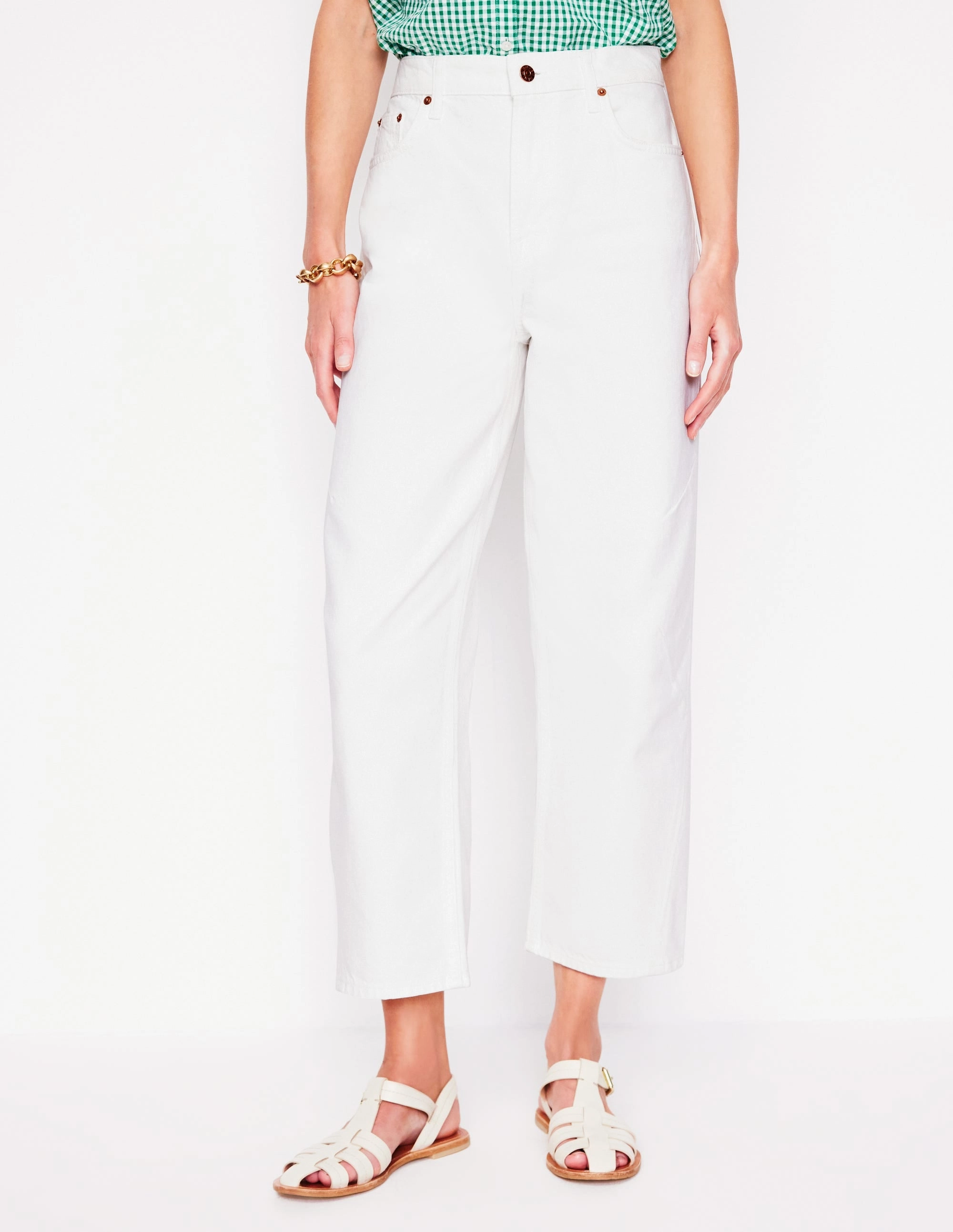 Fresh Fit Barrel Leg Jeans-White