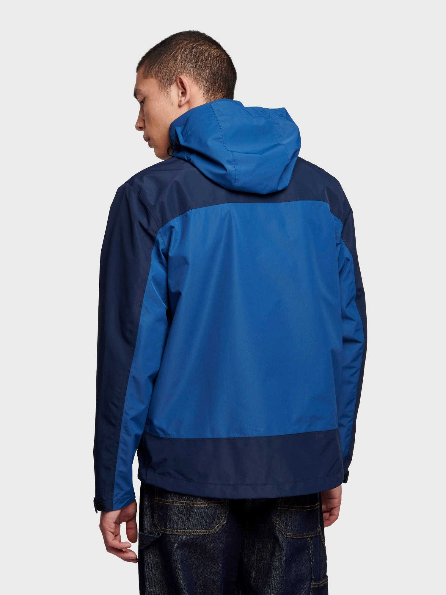Lightweight Water Resistant Jacket in Navy Blue HiddenPockets Ventilated Panels