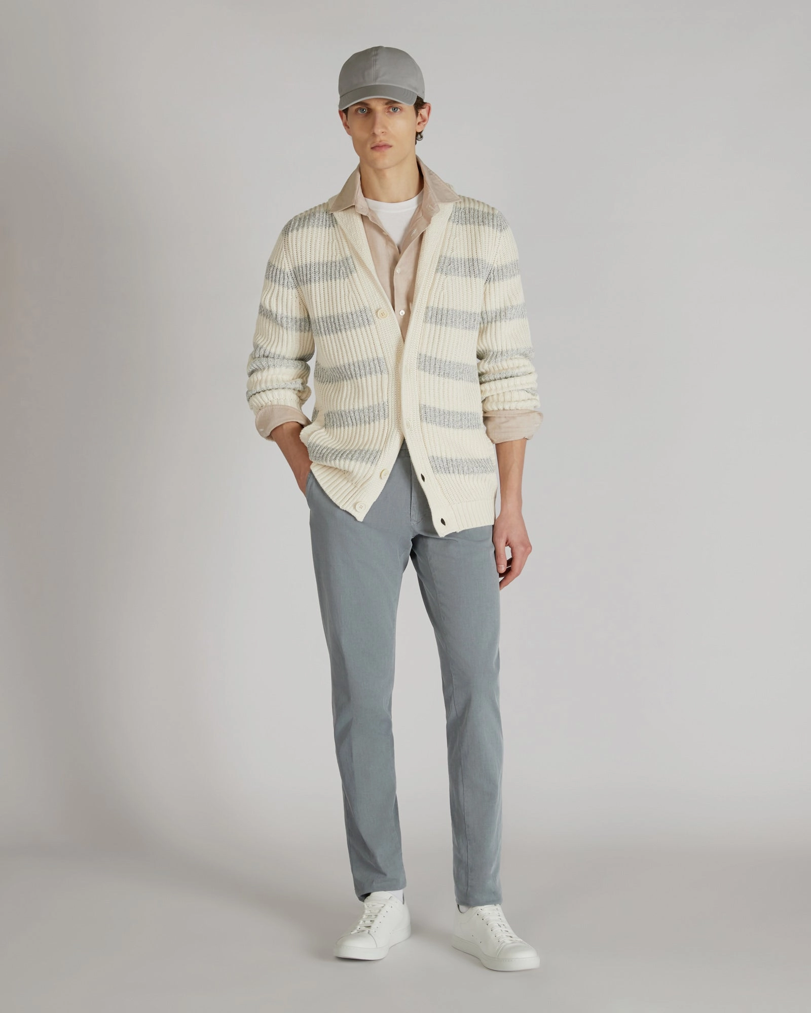 Slim-fit cotton twill trousers Soft and Cozy Movement Comfort