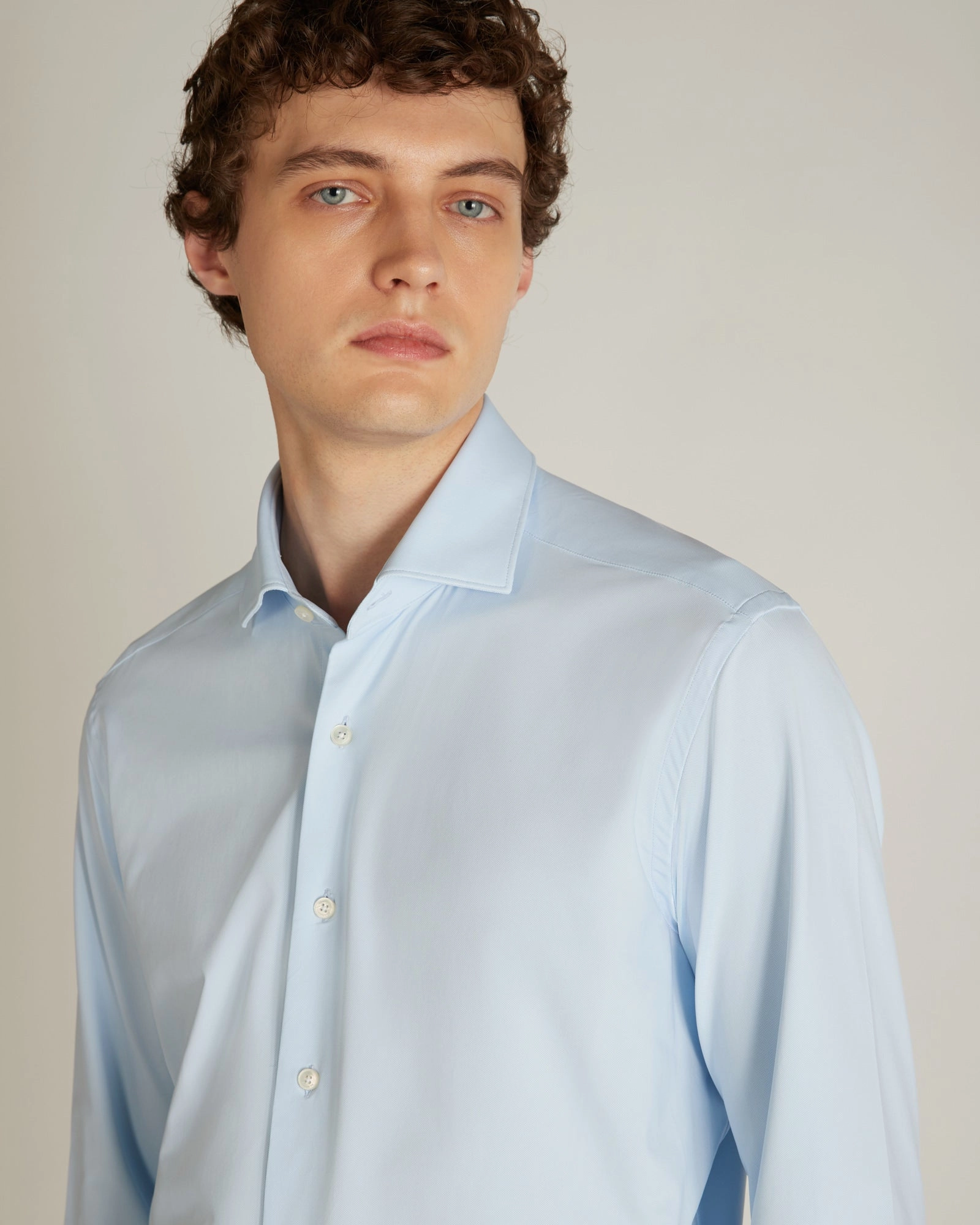 Athletic Look Slim-fit technical fabric shirt
