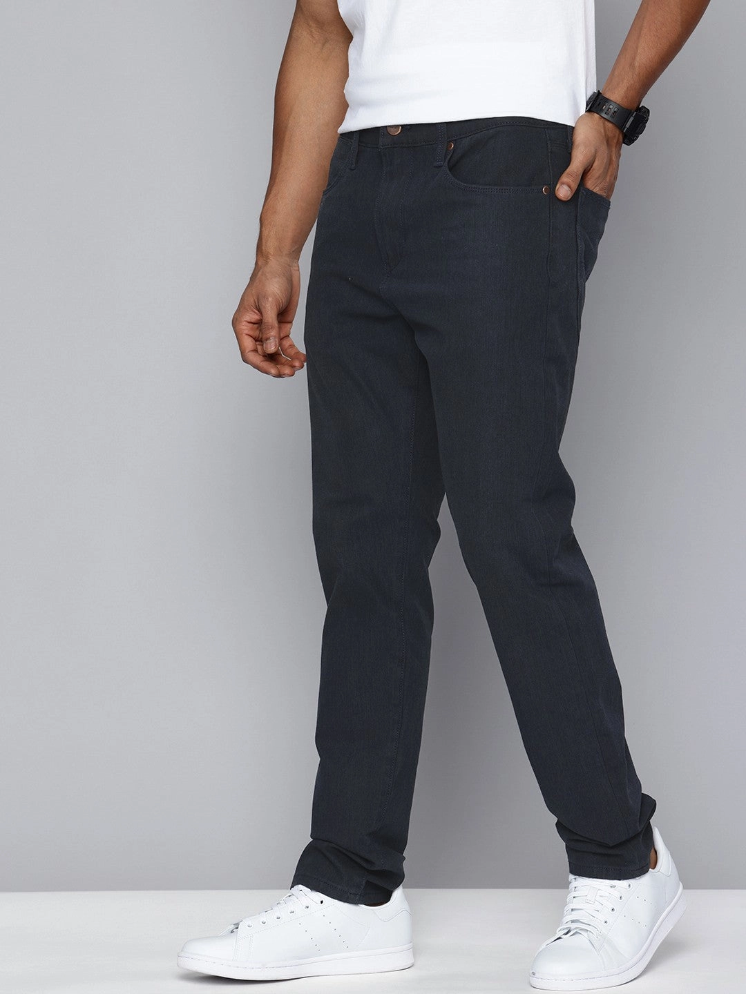Men's Redloop 512 Navy Blue Slim Tapered Fit Mid Rise Jeans Core Wardrobe