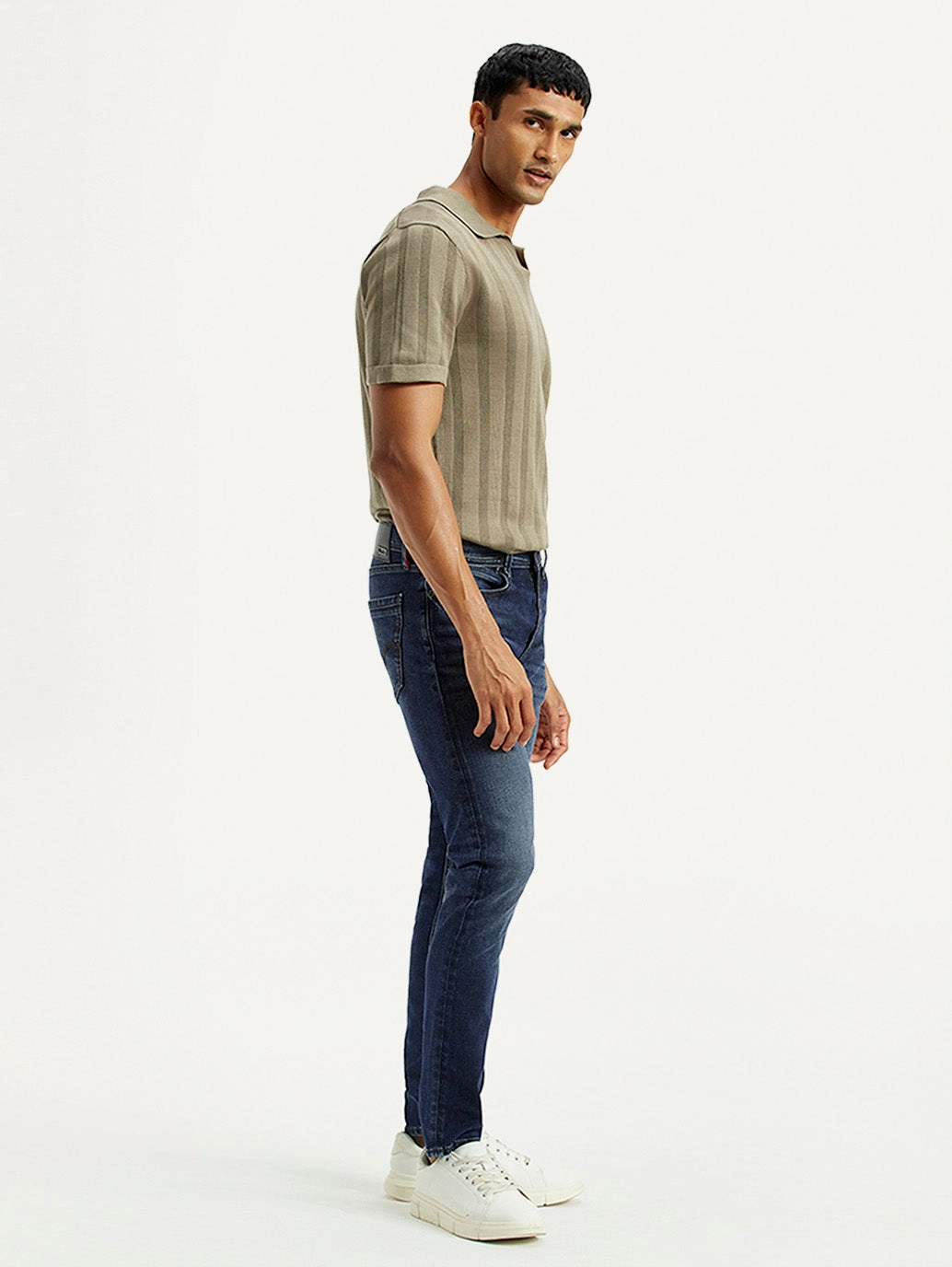 Men's Redloop 512 Dark Indigo Slim Tapered Fit Mid Rise Jeans Road Trip Bold Look Smart Casual Textured Yarn Blends