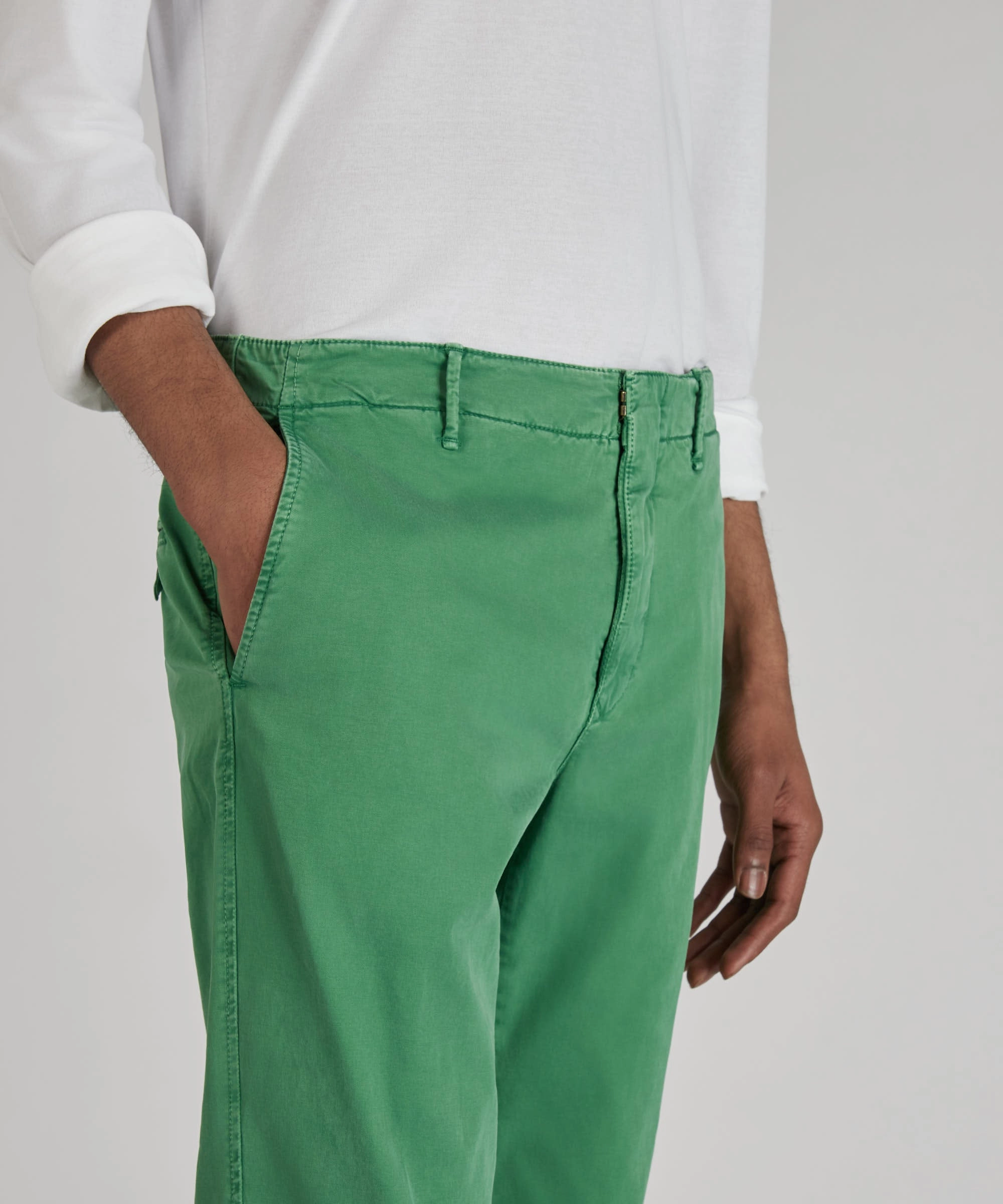 Minimal Comfort Body Movement Slim-fit certified stretch gabardine trousers
