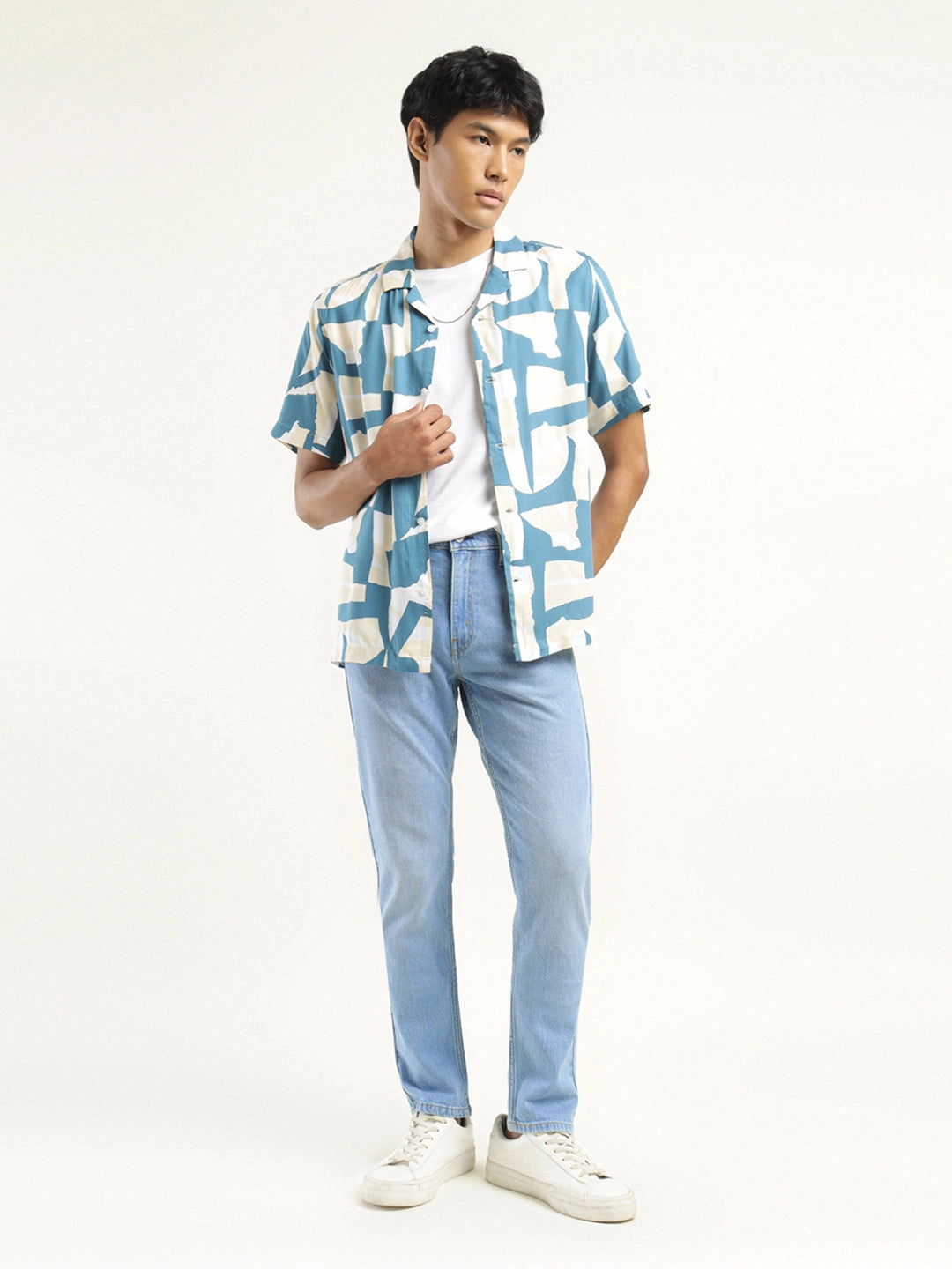 Teen Outfit Elegant Laidback Style Men's 512 Indigo Slim Tapered Fit Mid Rise Jeans
