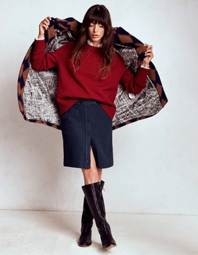 Cecelia Textured Skirt-Navy Figure Flattering