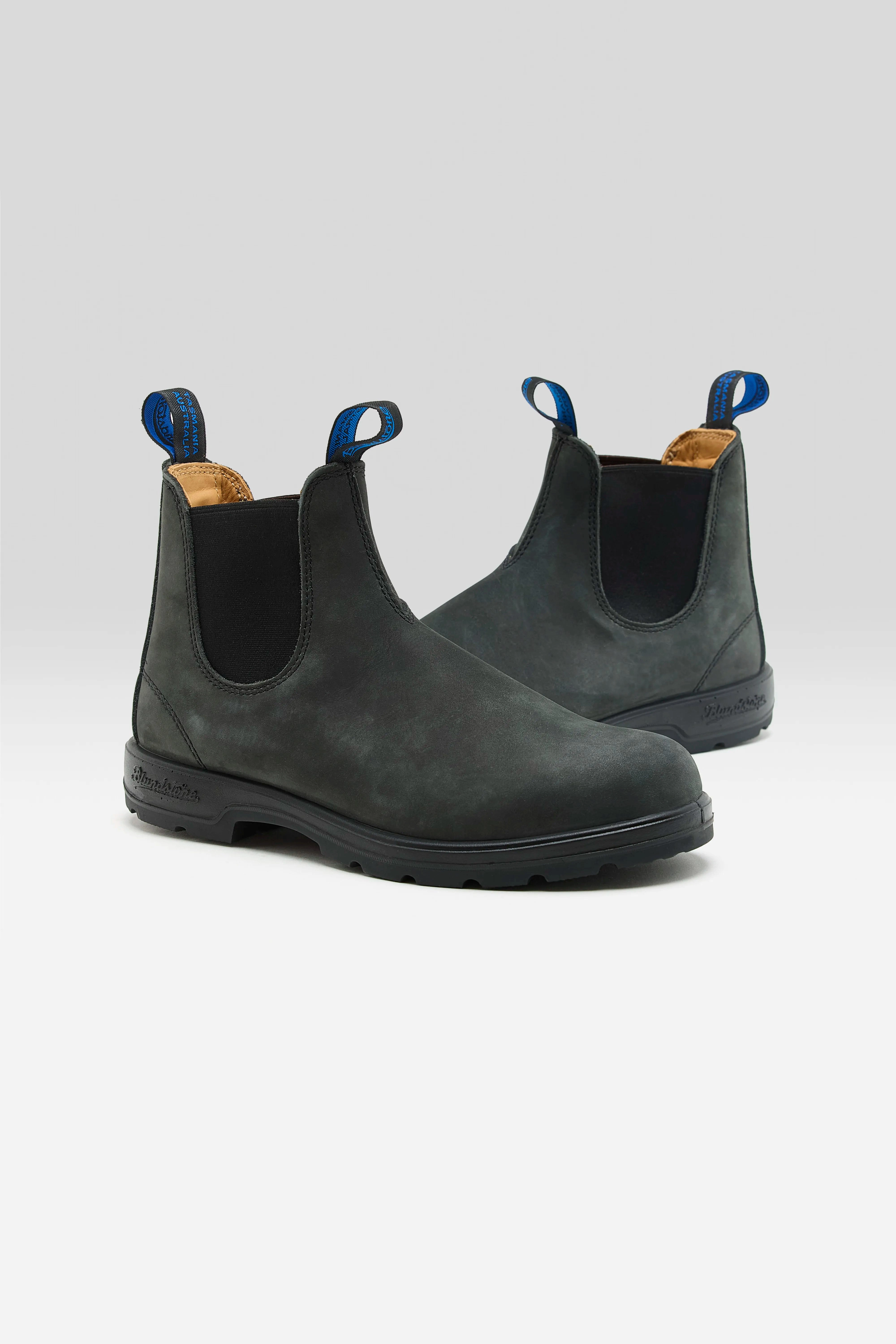 Hiking Fit 1478 Thermal Chelsea Boots for Women  (252 / W / BLACK)