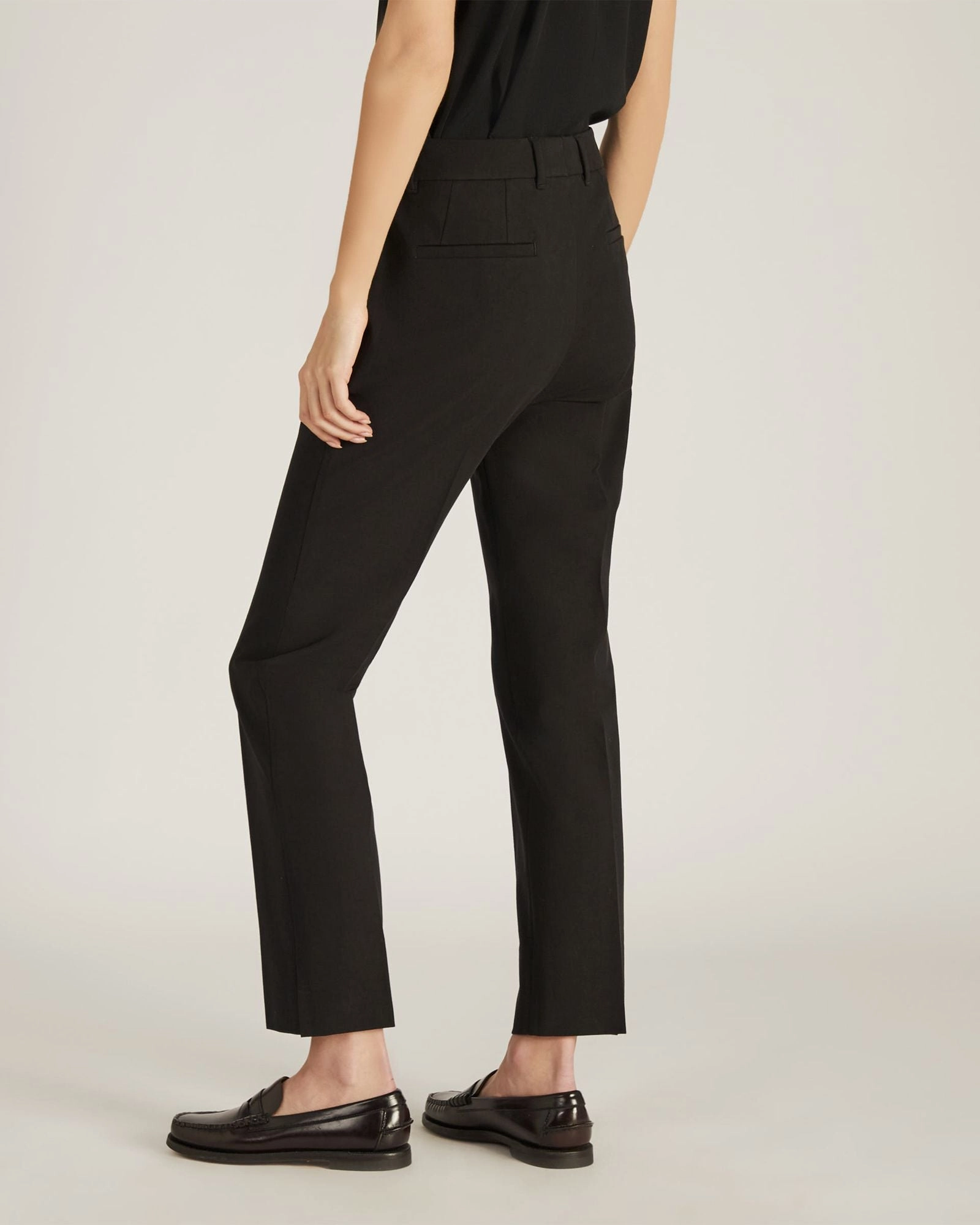 Slim fit trousers in two-way stretch cotton gabardine Flexible Design Travel Friendly