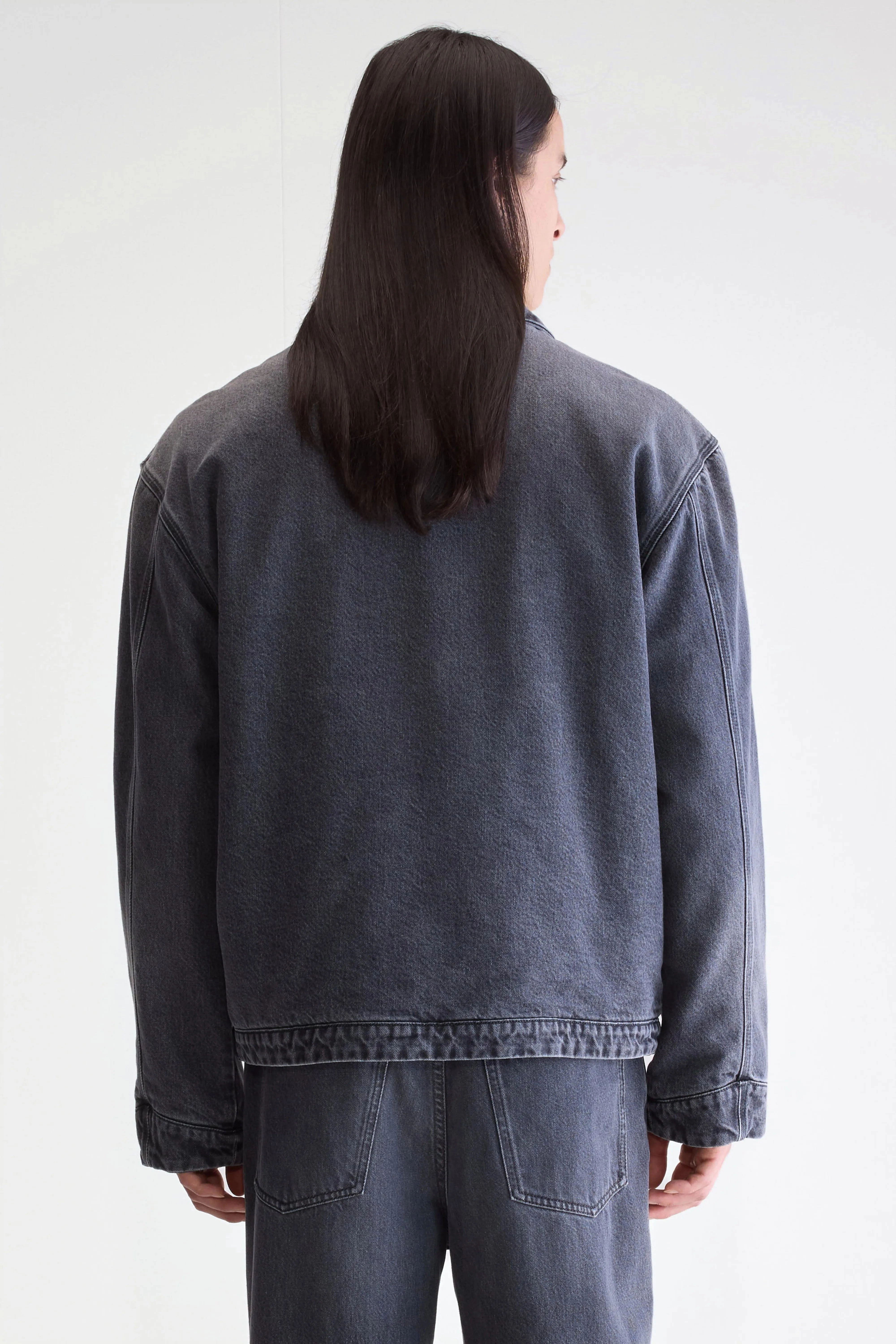 Jimbo denim jacket (252 / M / VINTAGE BLACK) All Season Versatility Clean Fit Design