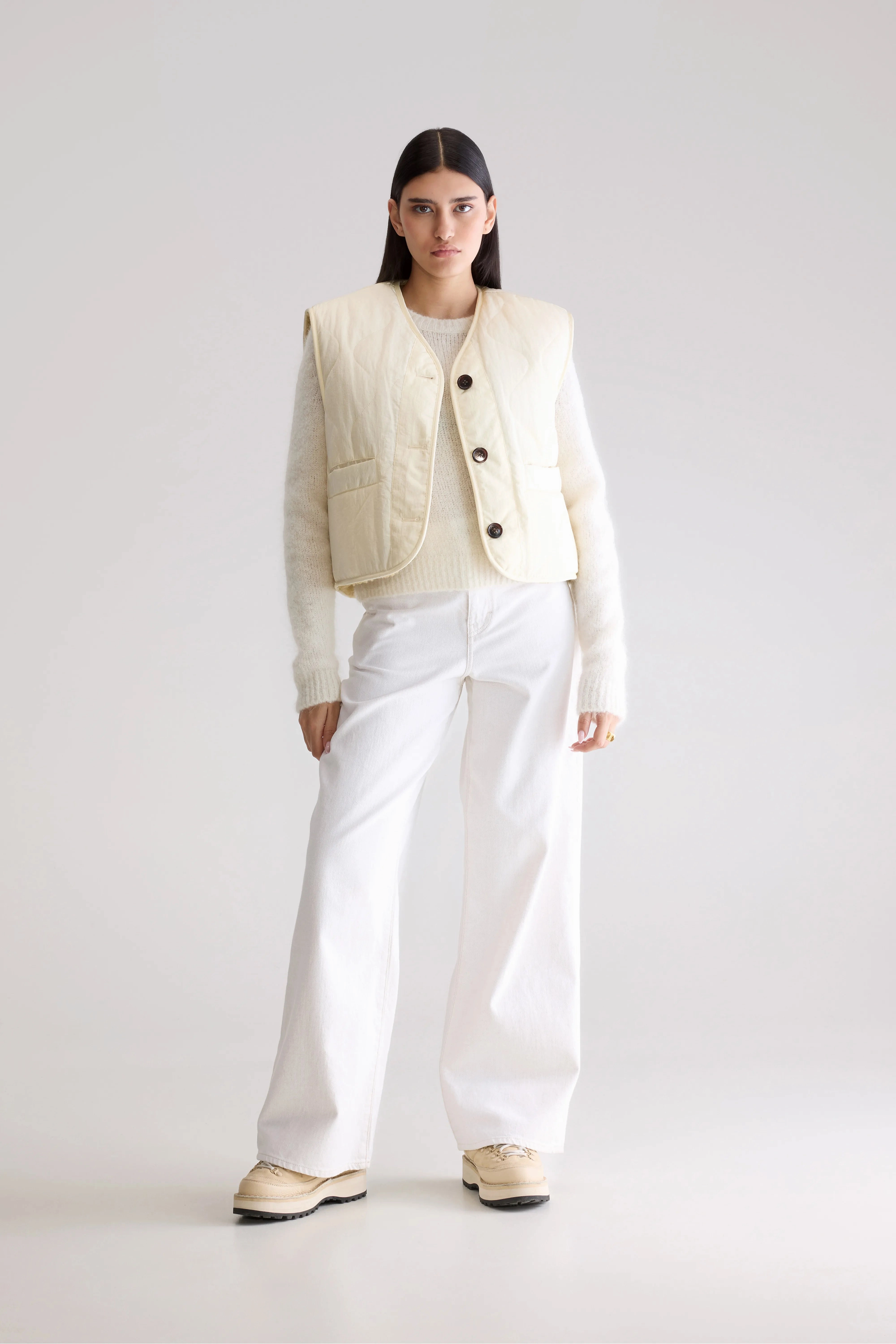 BreathableLining Eloise sleeveless jacket (252 / W / BUTTER)