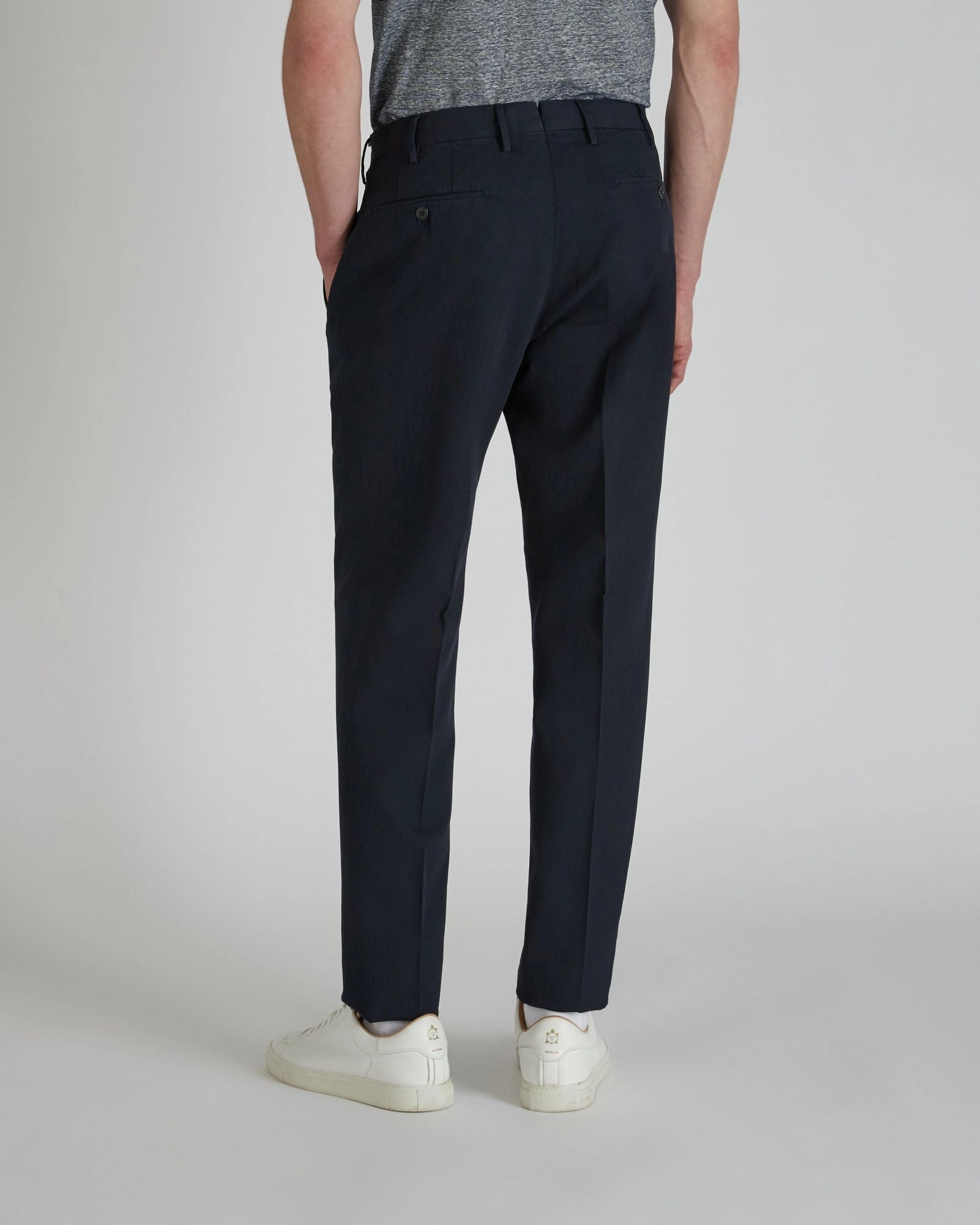 Tapered-fit Chinolino ice cr??pe trousers Anti Snag Threading Easy Flex Design