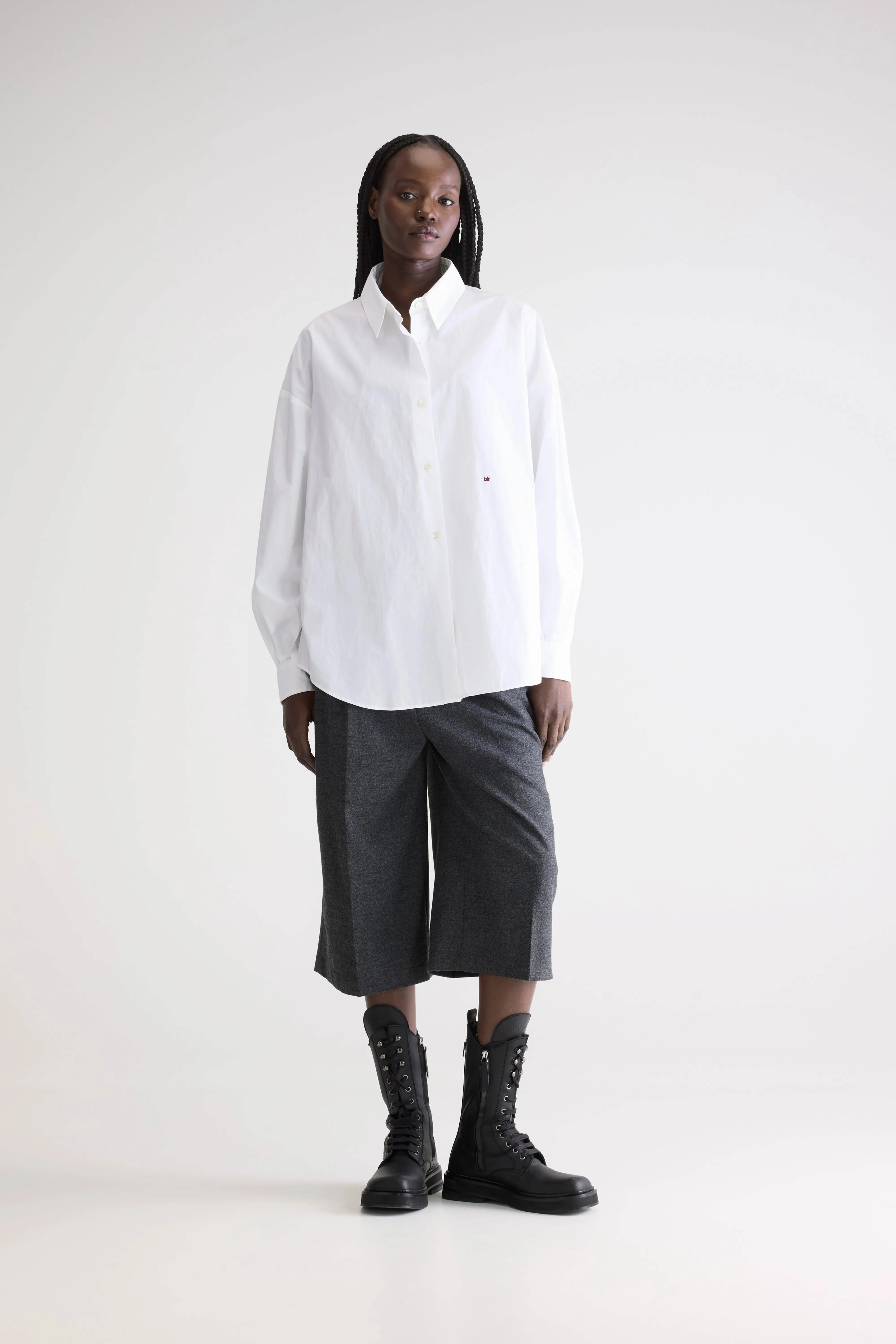 Gillian shirt (252 / W / WHITE) Casual Wear Lightweight Material