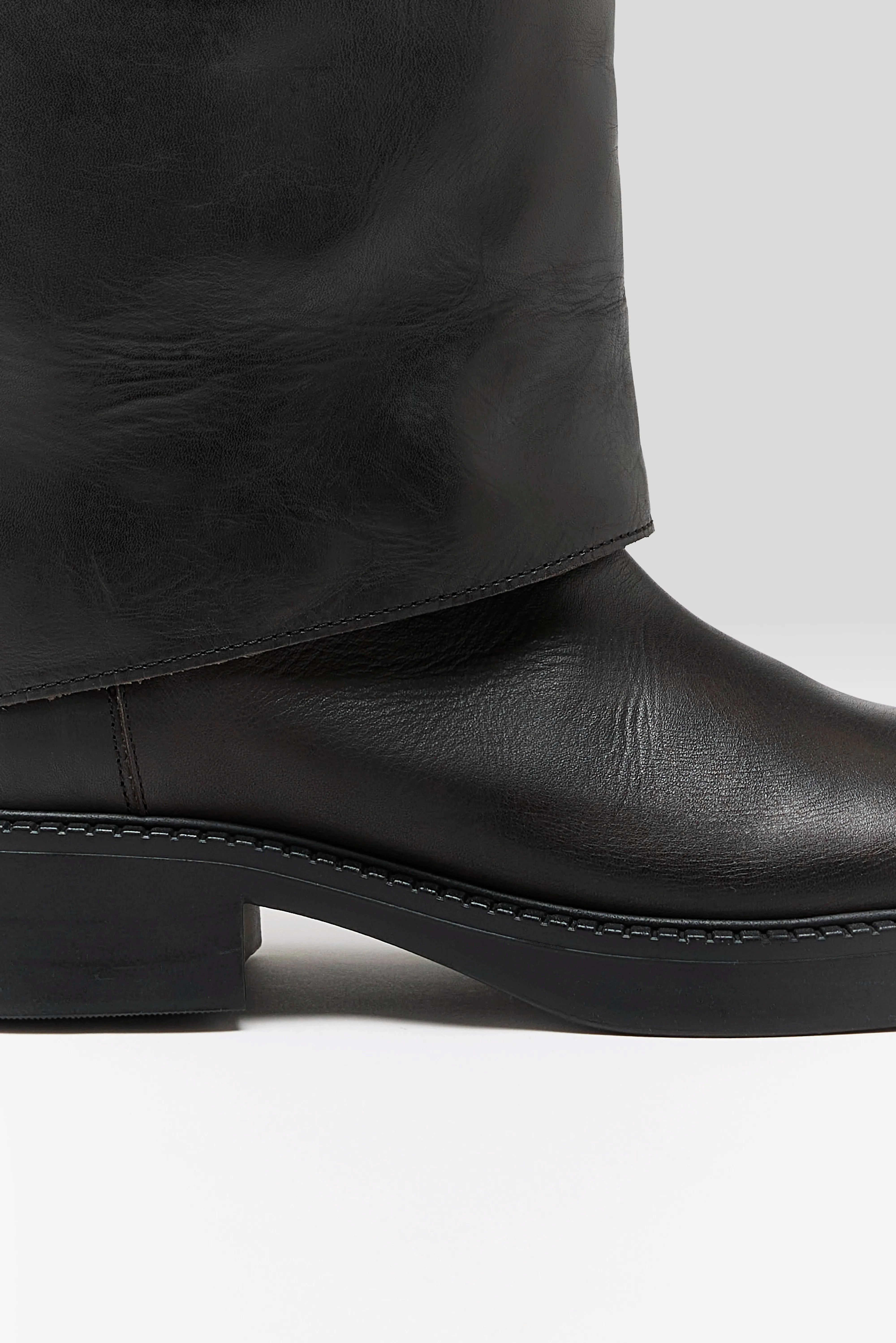 Leala Brushed Leather Boots  (252 / W / BLACK) Eco Material Outdoor Explorer