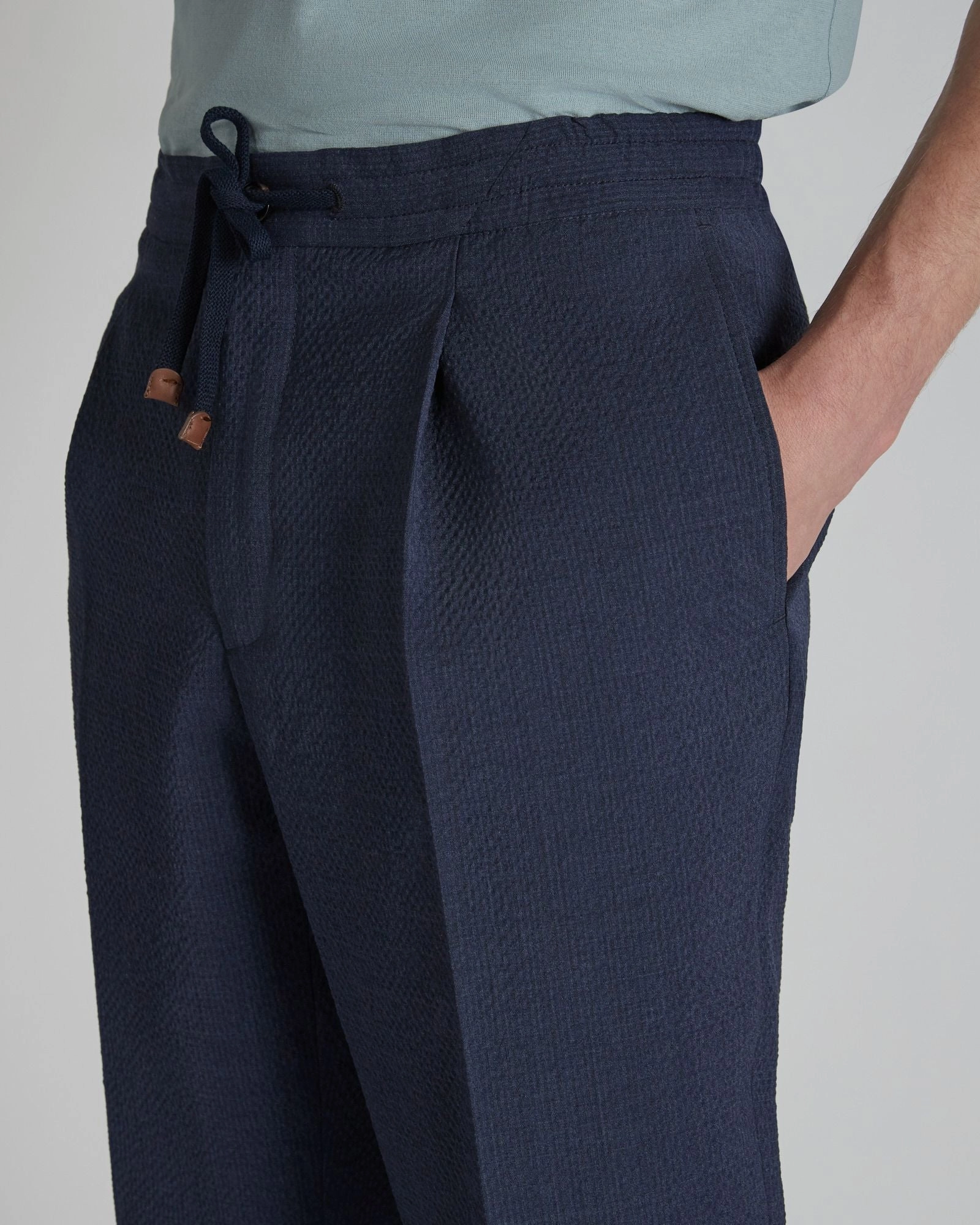 Tapered-fit wool seersucker trousers Abrasion Resistant Fabric Comfy Feel