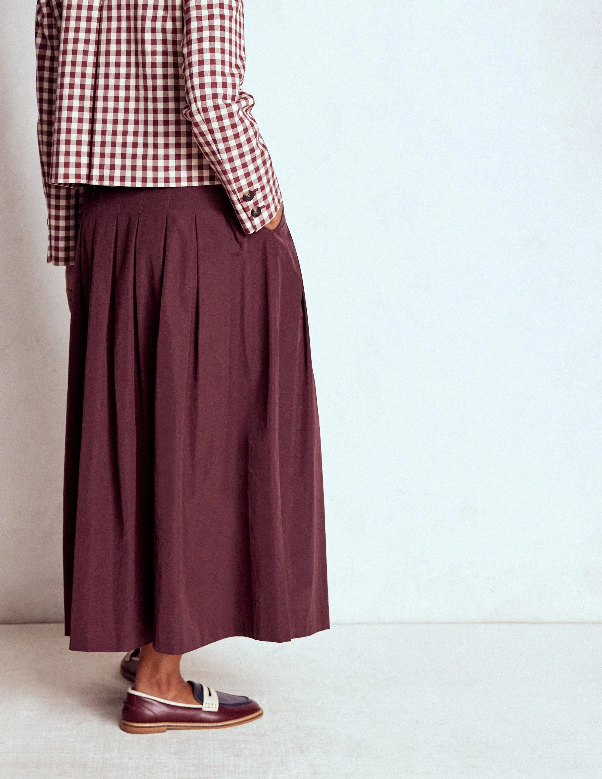 Valentina Taffeta Midi Skirt-Deep Wisteria Neat Finish
