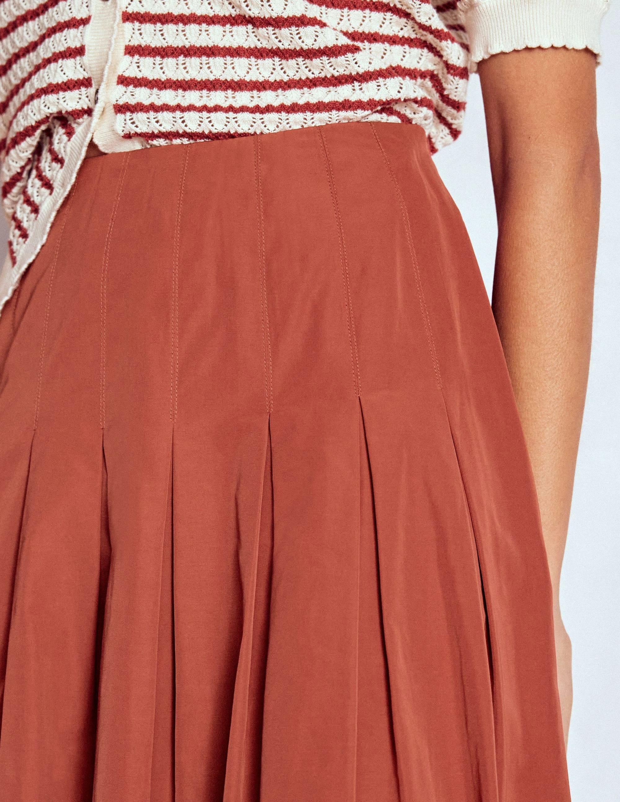 Collector??s Item Valentina Taffeta Midi Skirt-Roasted Chestnut Brown