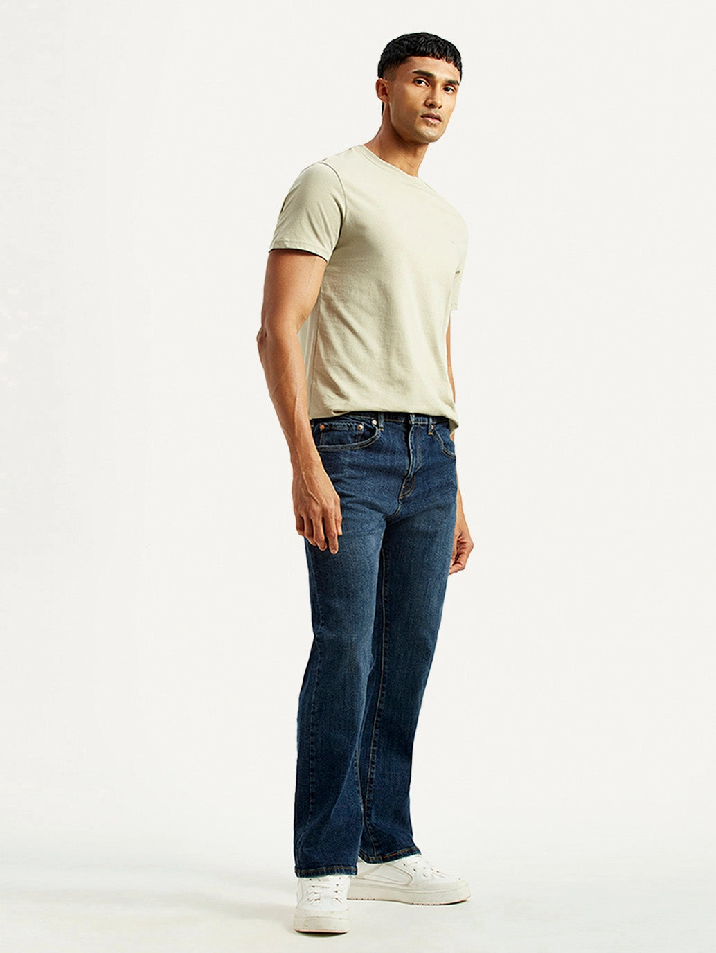 Versatile Relaxed Style Men's 517 Dark Indigo Bootcut Fit Mid Rise Jeans