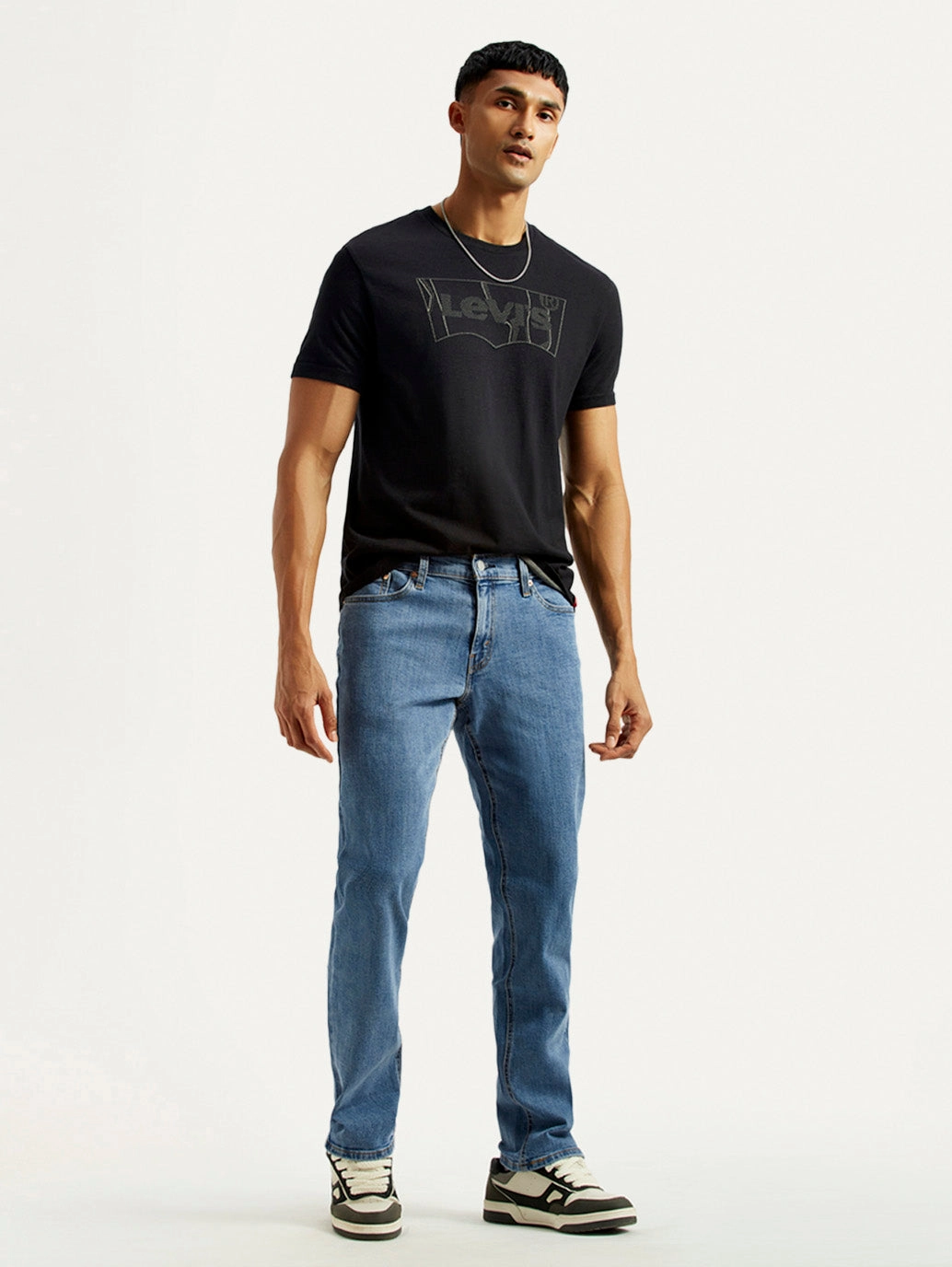 Men's 541 Med Indigo Athletic Tapered Fit Mid Rise Jeans Active Wear Relaxed Fit Design