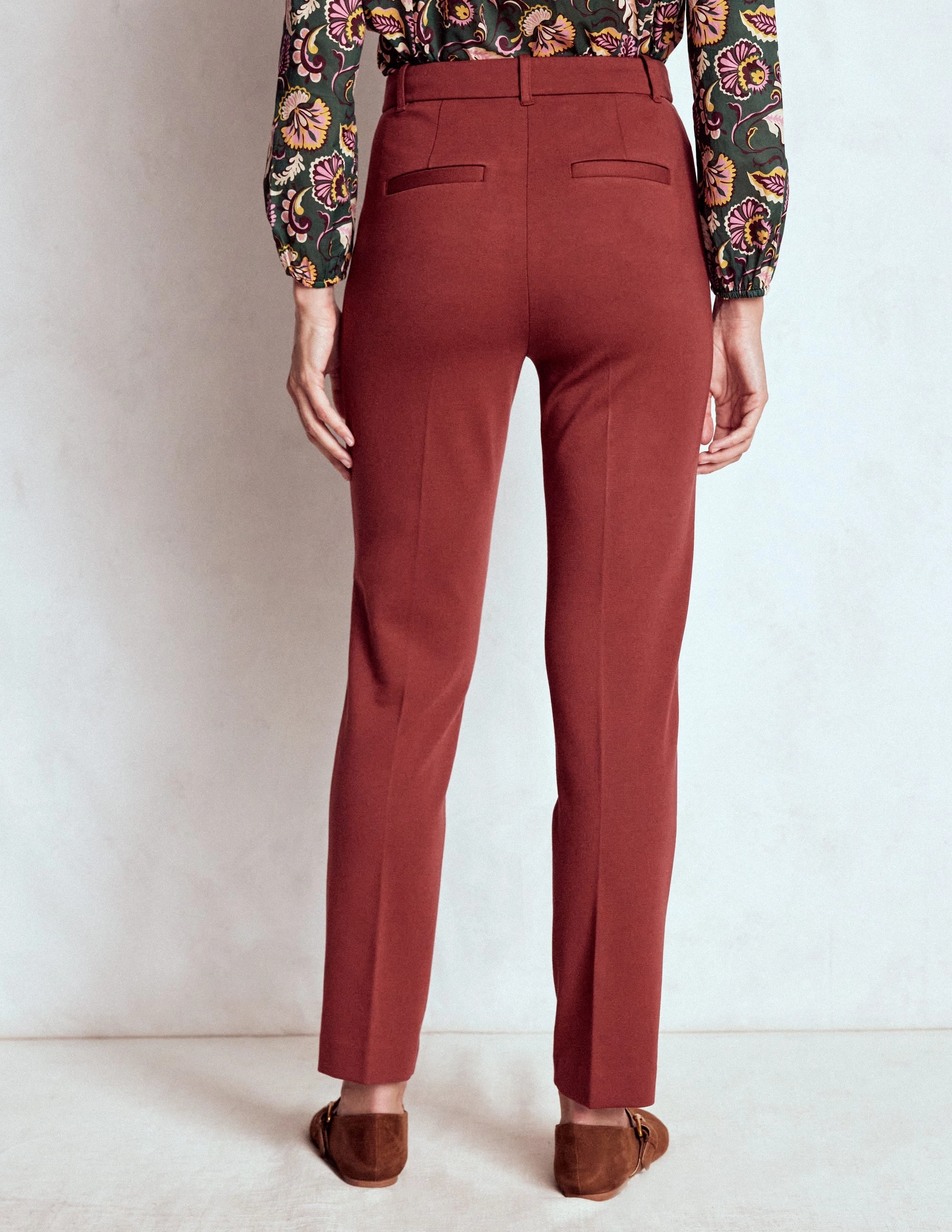 Tapered Leg Design Highgate Ponte Trousers-Chestnut